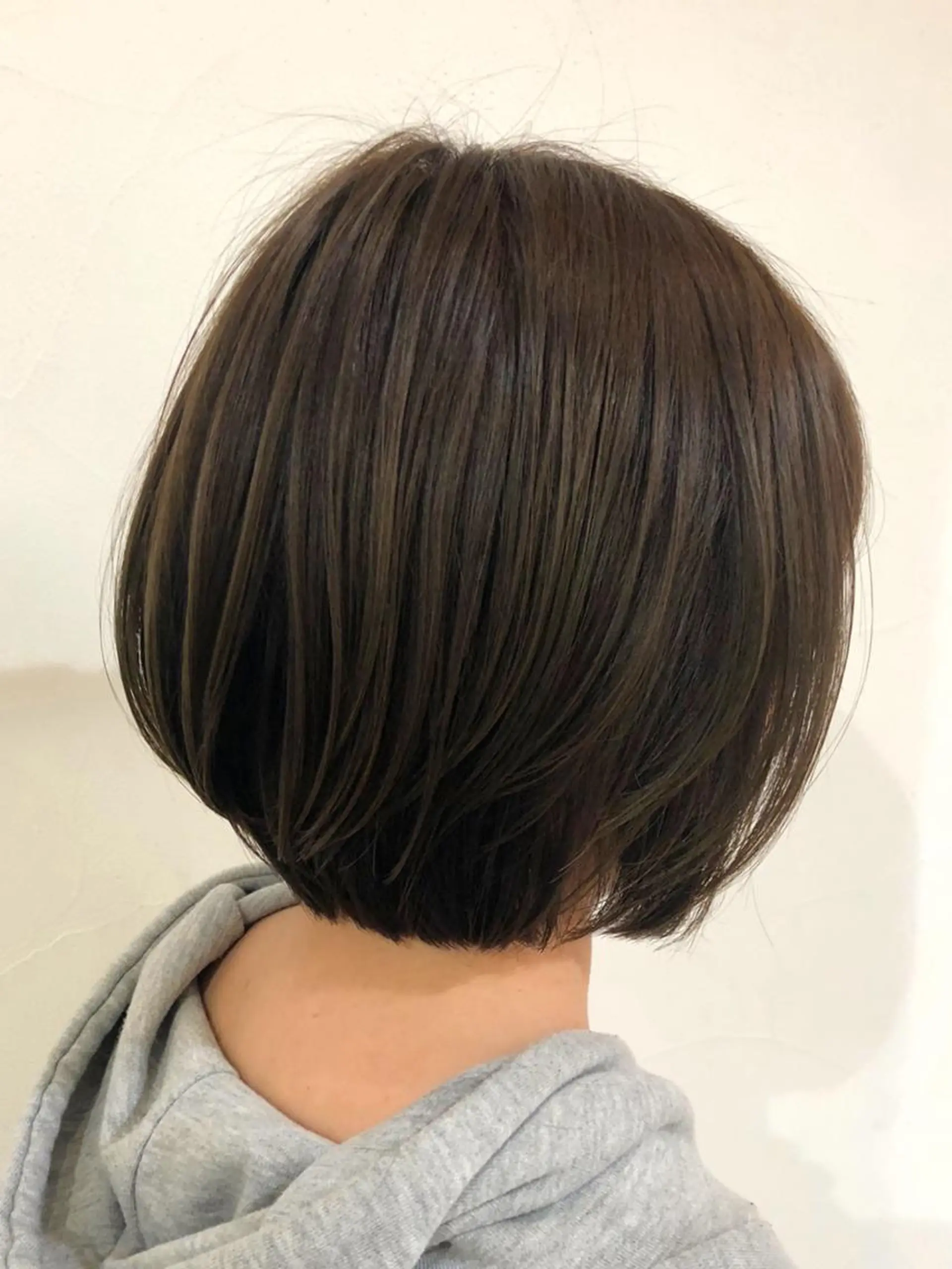 カラー カット 縮毛矯正 下池 紗加のヘアスタイル