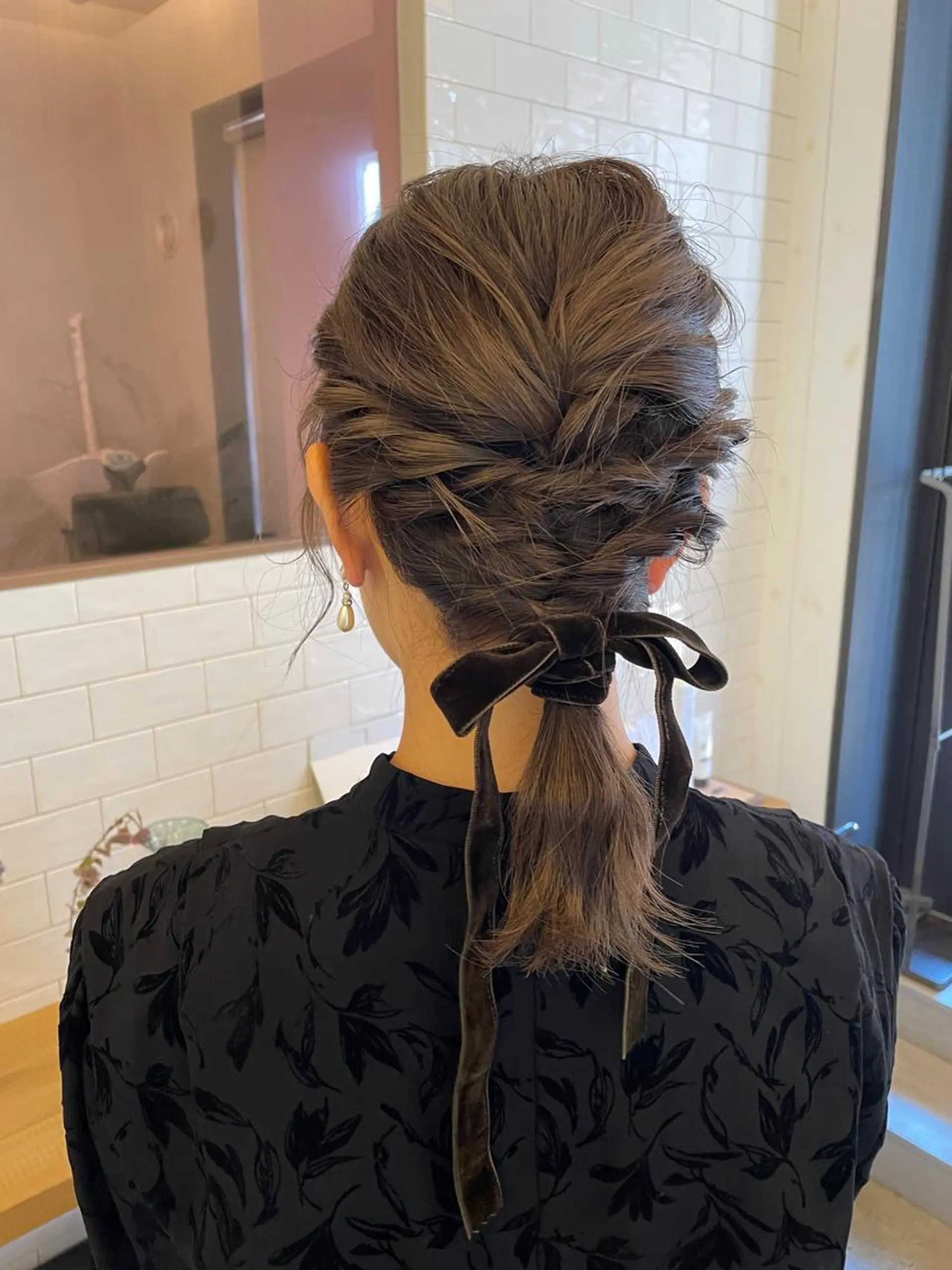 ミディアム ヘアカラー トリートメント ヘアセット ヒロミ/アレンジ/ アンニュイ/透け感のヘアスタイル