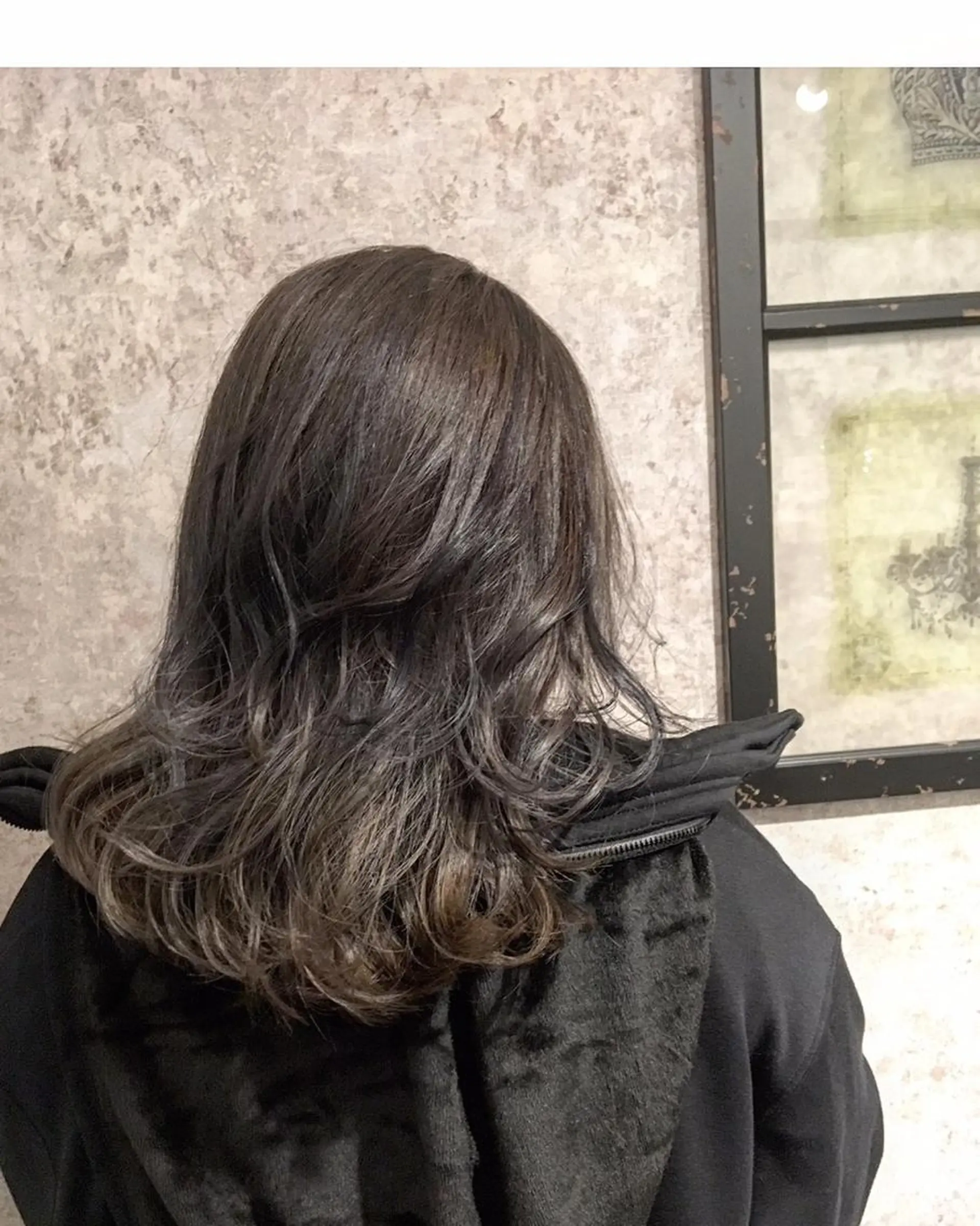 ミディアム カラー パーマ 小顔カット✨ 透明感カラー/村上のヘアスタイル