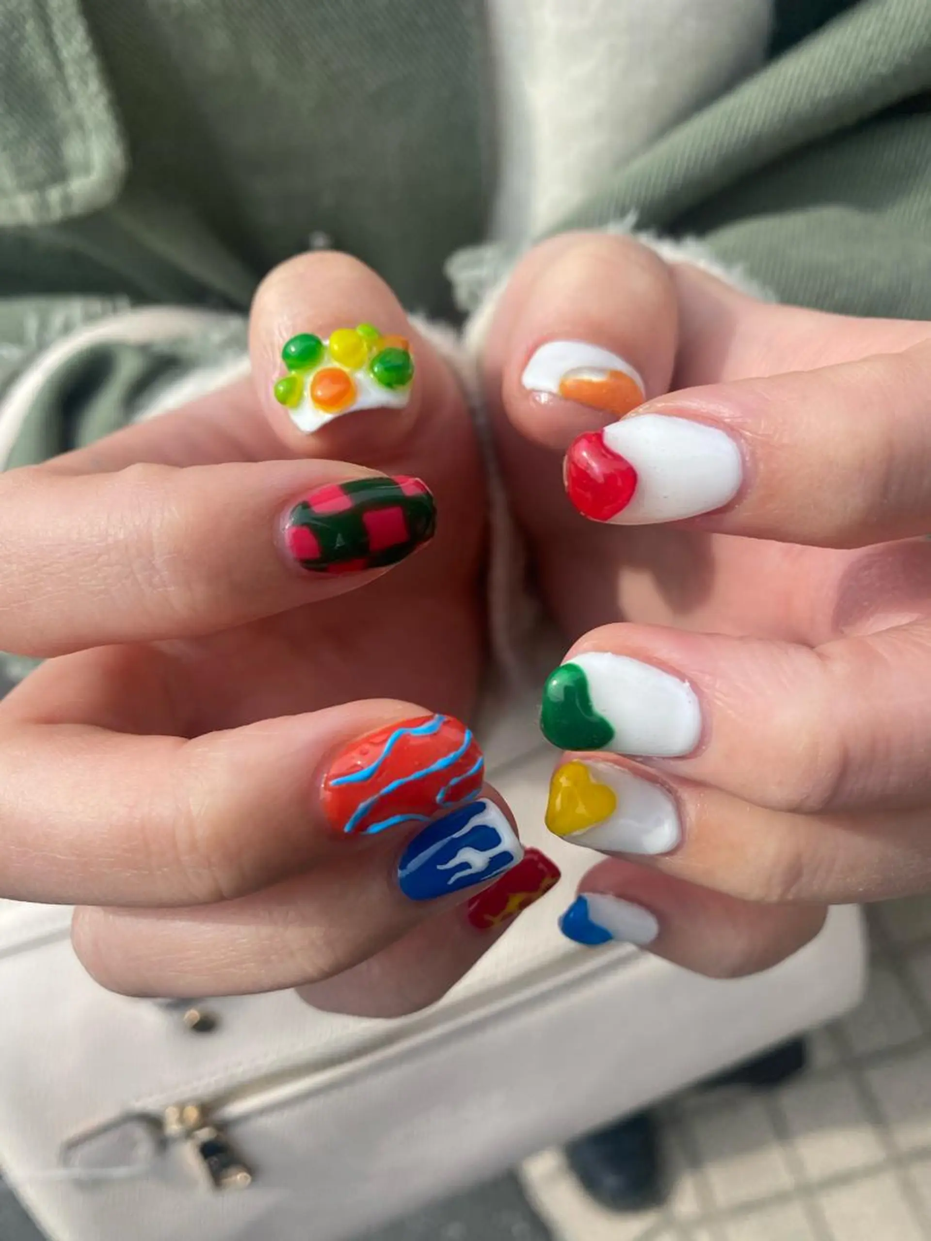 ネイル アートネイル フットネイル ジェルネイル 持ち込み ニュアンスネイル niconail 千歳烏山店所属・niconail 🧣ayu 📍烏山のネイルデザイン