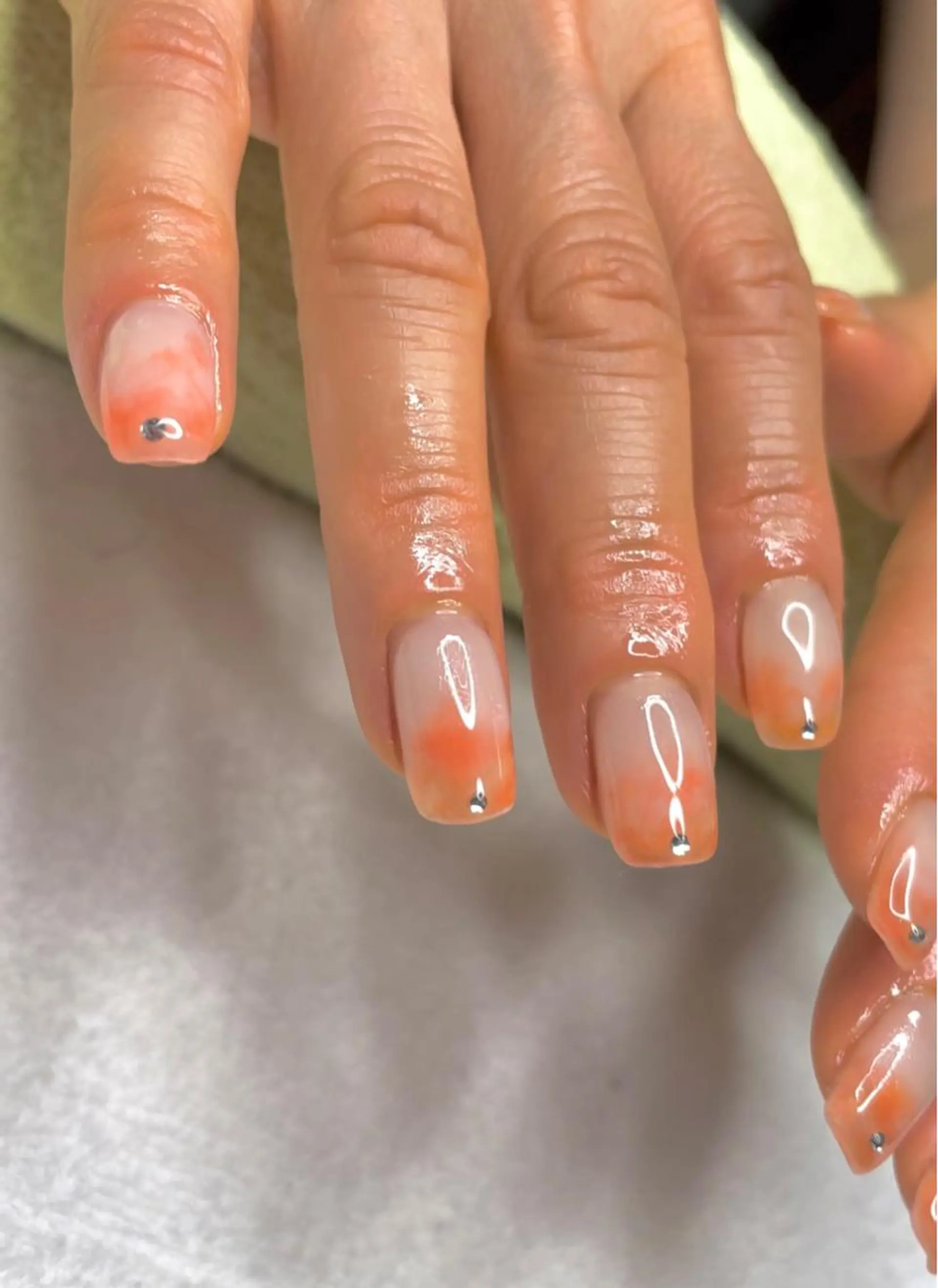 ネイル グラデーション ニュアンスネイル ストーンネイル ハンドネイル ハンドケア Ri-e's nailのネイルデザイン