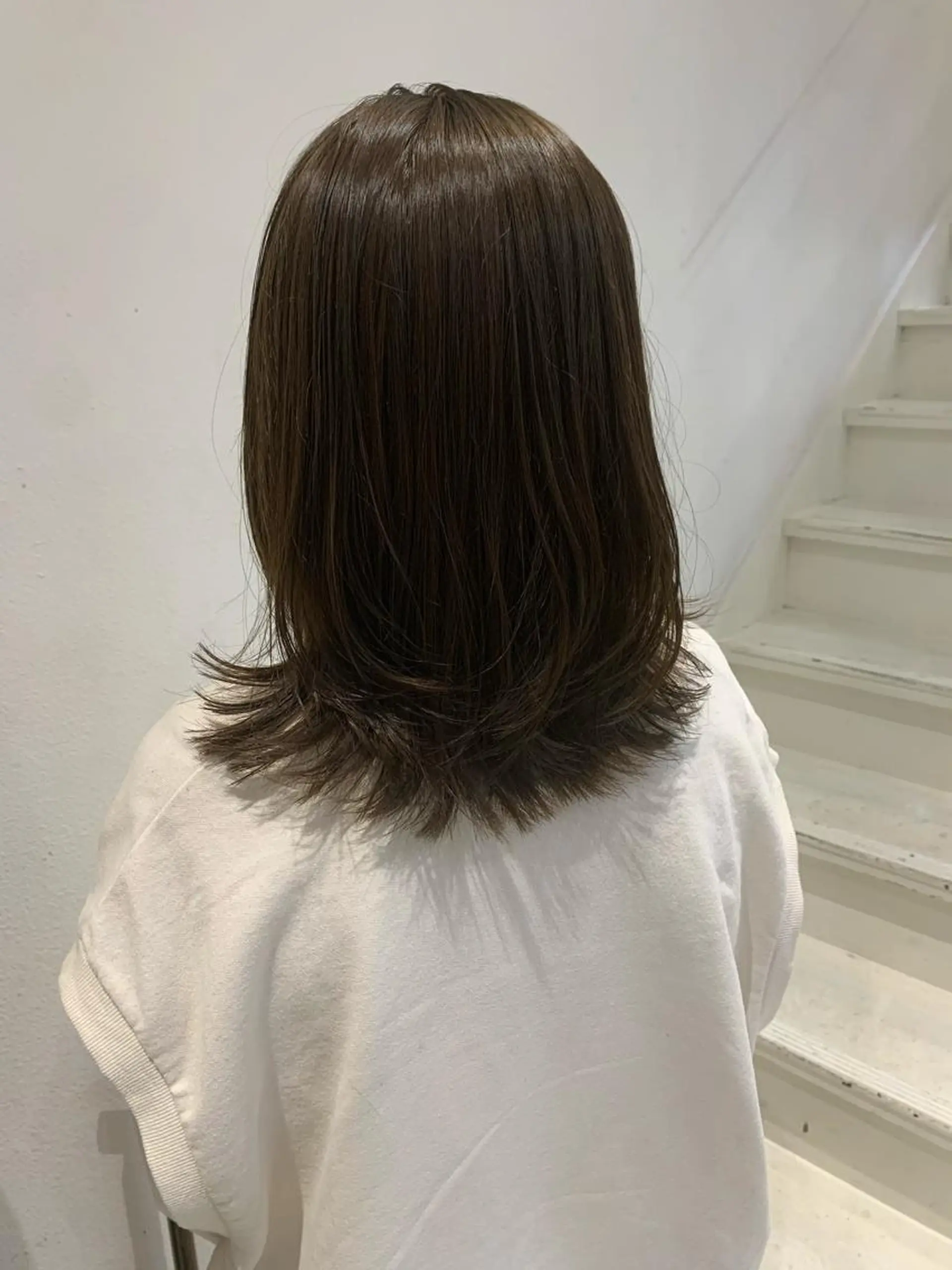 ミディアム レイヤーカット 米川 沙妃のヘアスタイル