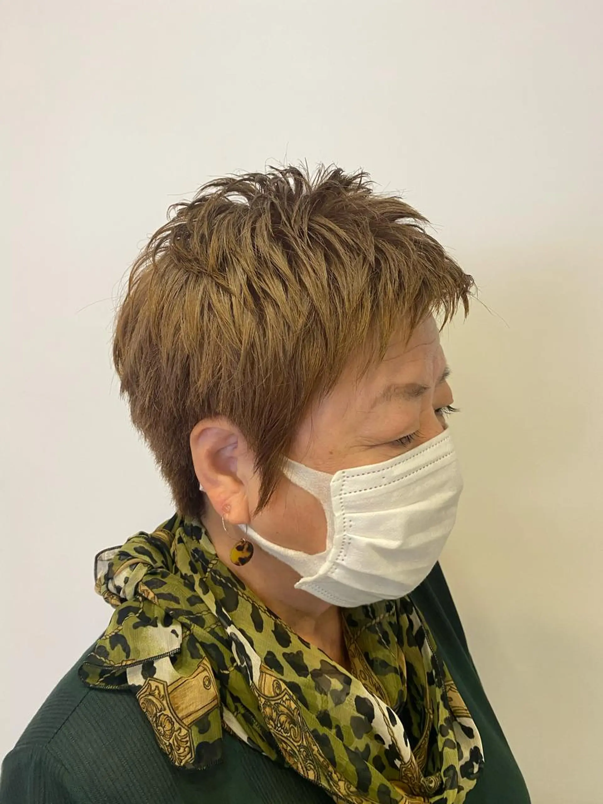 ショート & kuのヘアスタイル