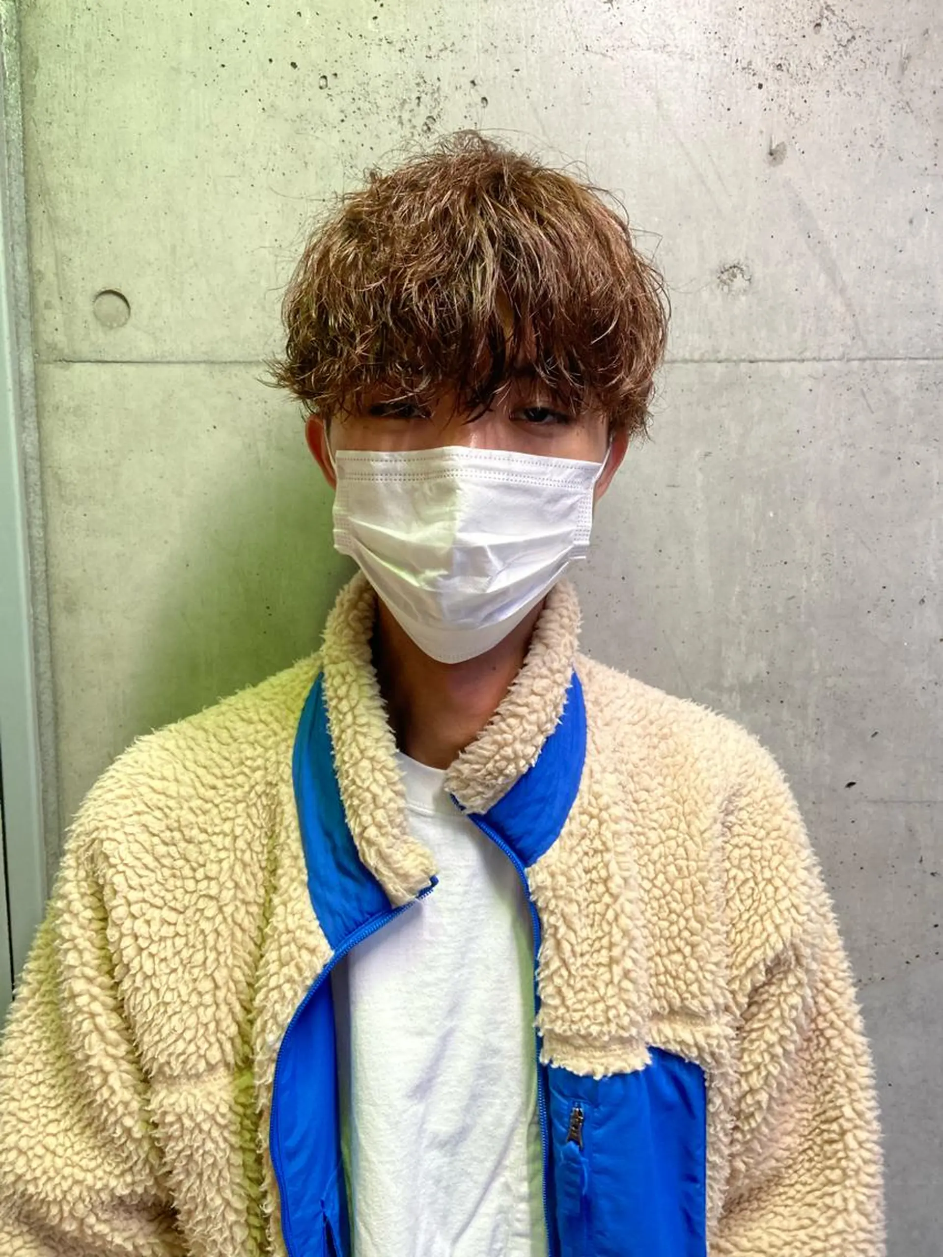 ショート カラー パーマ メンズ Mirai 🧸のヘアスタイル