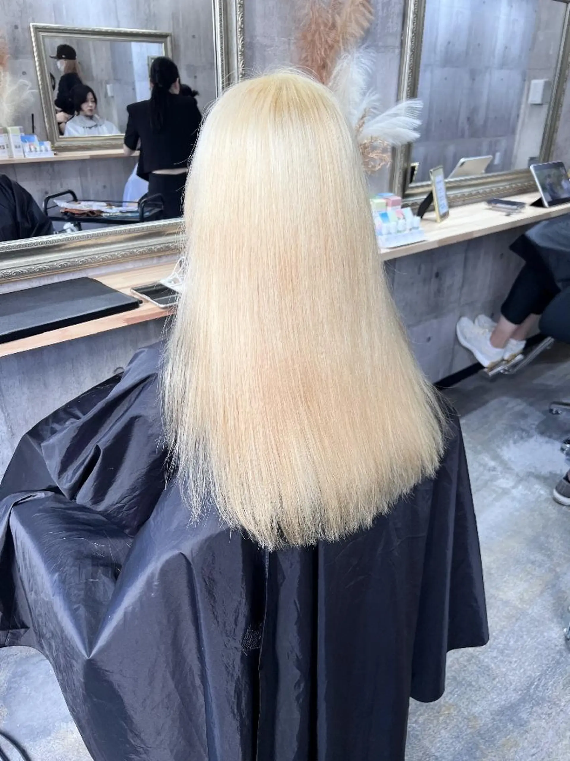 ロング カット ヘアカラー サニーサイド大名 ダブルカラー髪質改善のヘアスタイル