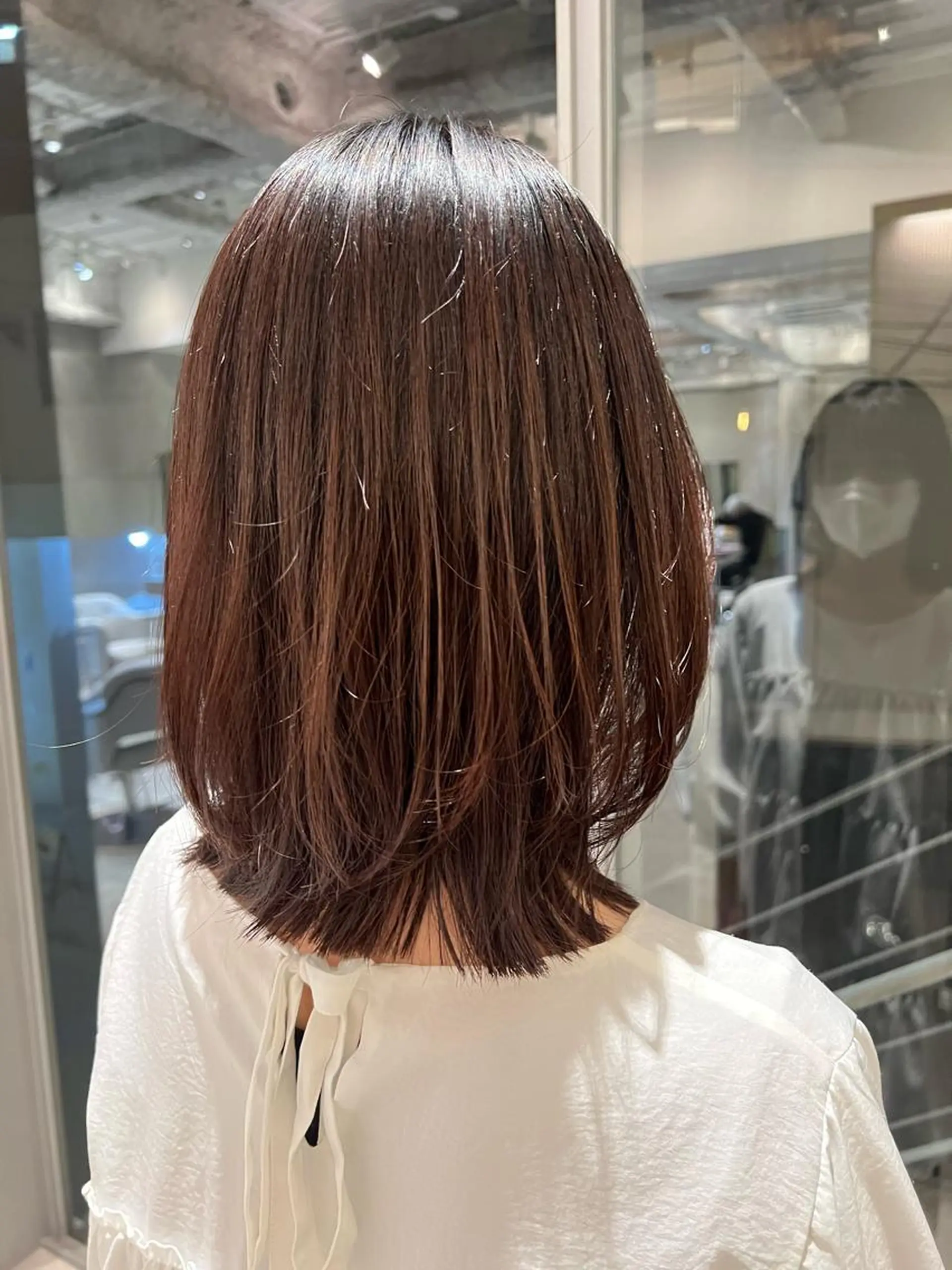 ミディアム ミディアムレイヤー レイヤーカット カット 似合わせボブ/ 大人ボブ🩵しおのヘアスタイル