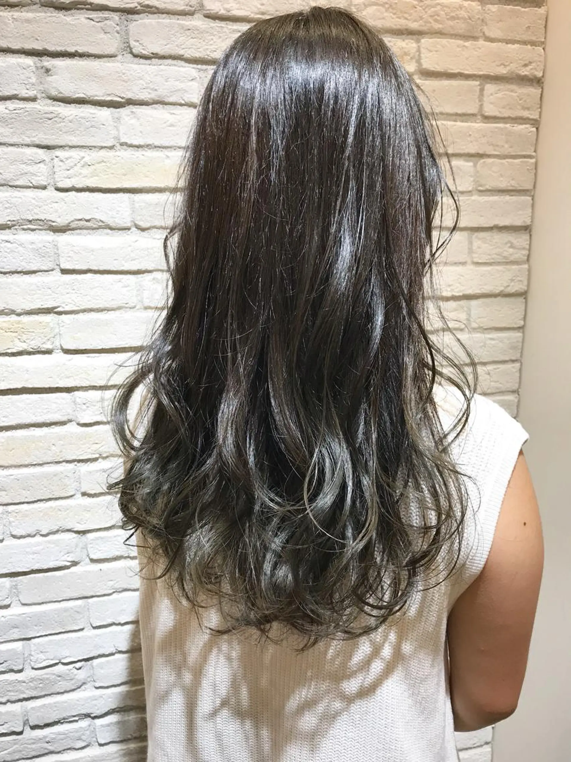 ロング カラー シールエクステ⭐️ オオミタクヤのヘアスタイル