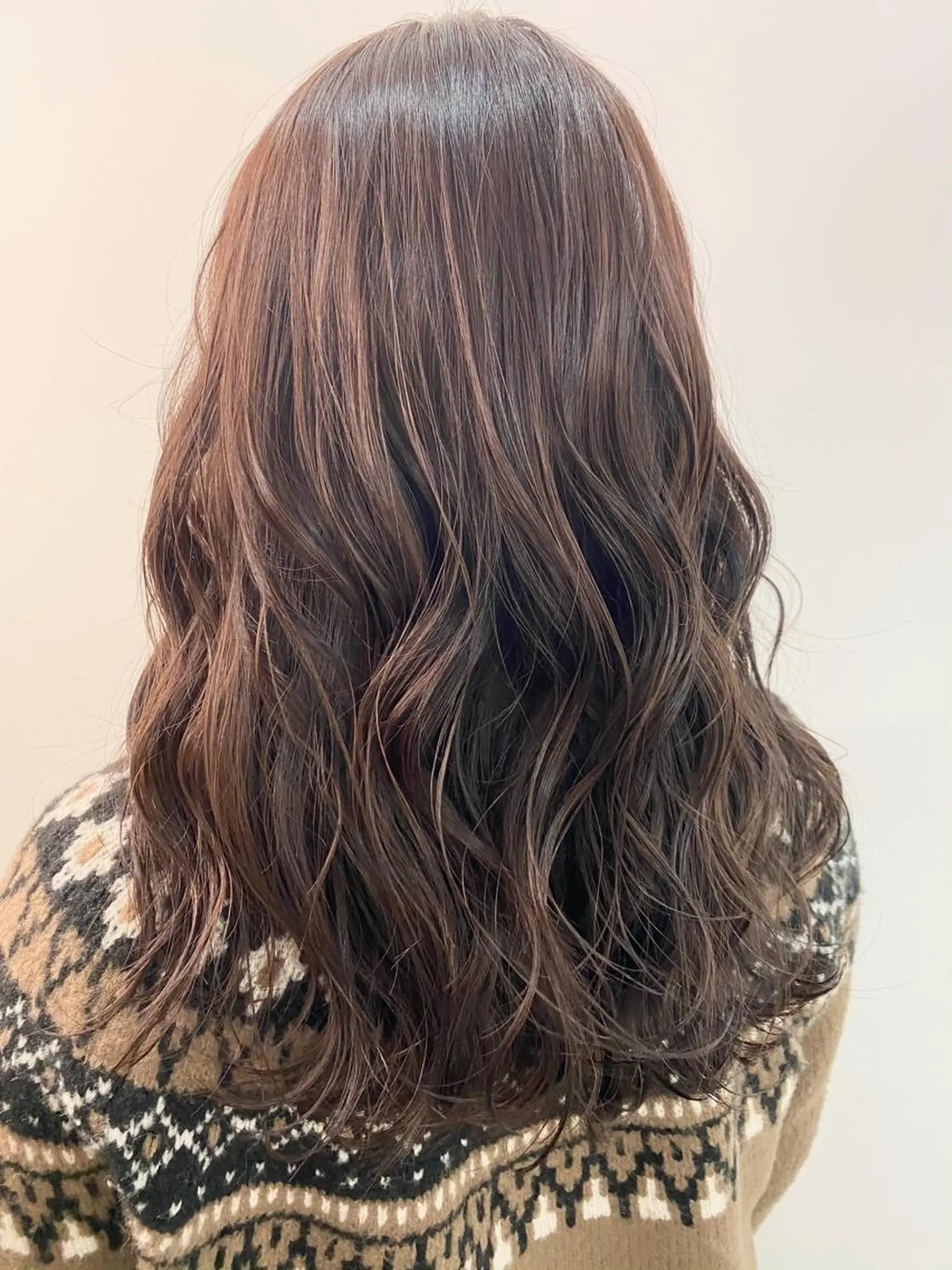 セミロング カラー ブリーチ グレージュ ピンクカラー ヘアカラー トリートメント opus 店長大和 レイヤー/赤み消しのヘアスタイル