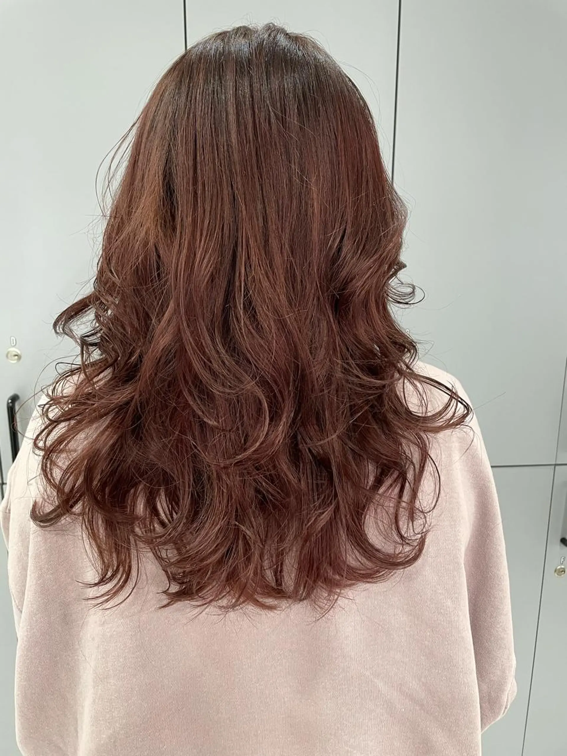 ロング カラー 狩野 羅夢のヘアスタイル