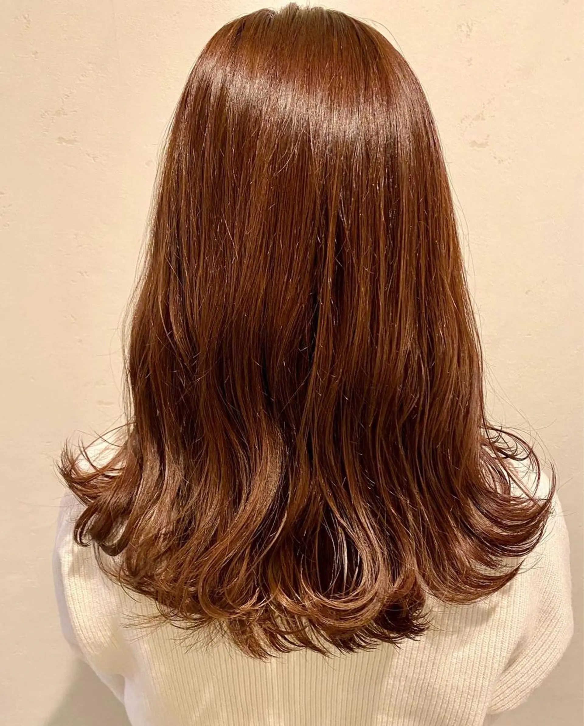 ミディアム カラー 伊藤 さやかのヘアスタイル