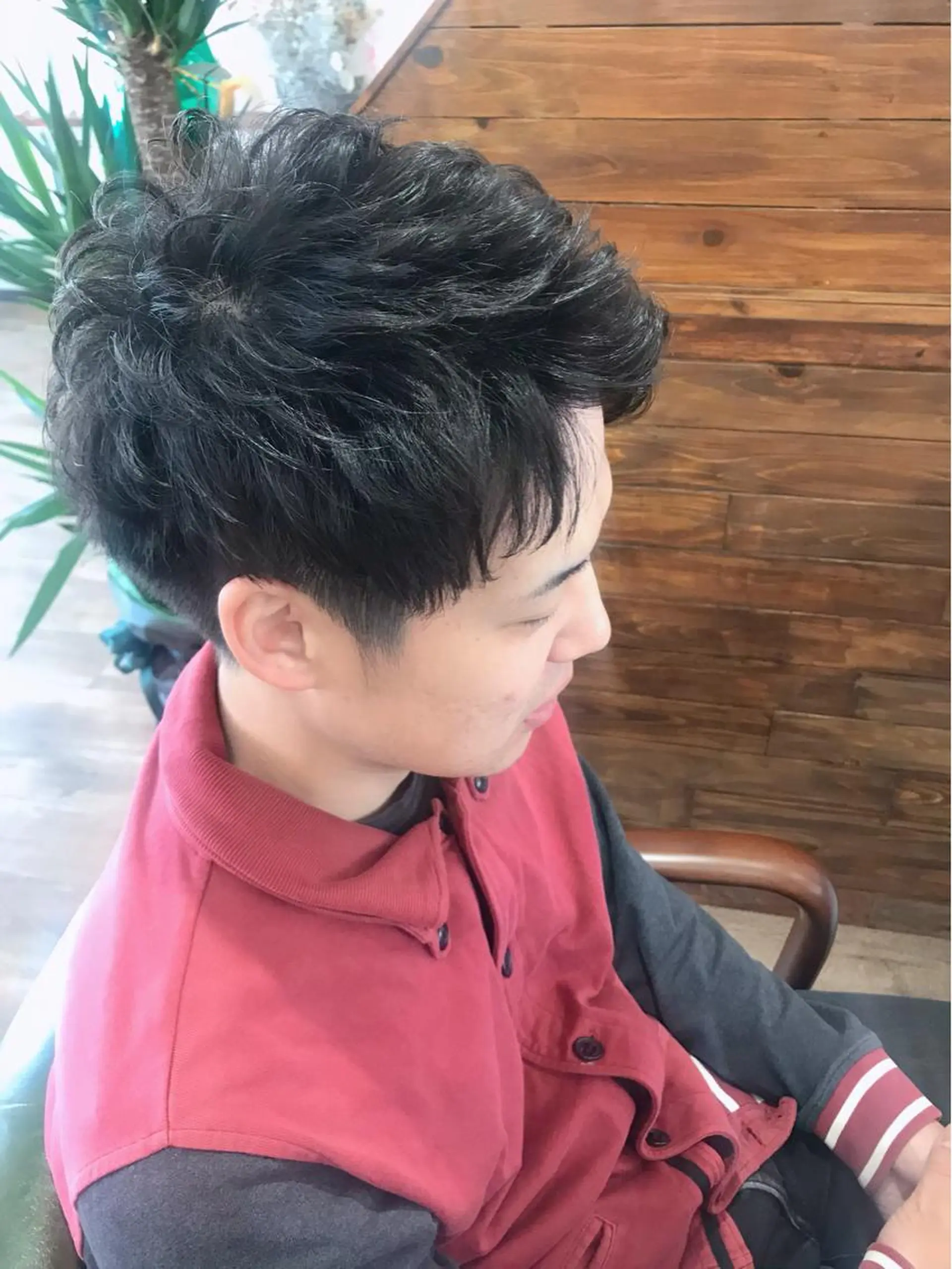 ショート パーマ メンズ メンズパーマ 刈り上げ カット パーマ トリートメント Rug Relief 吉田のヘアスタイル