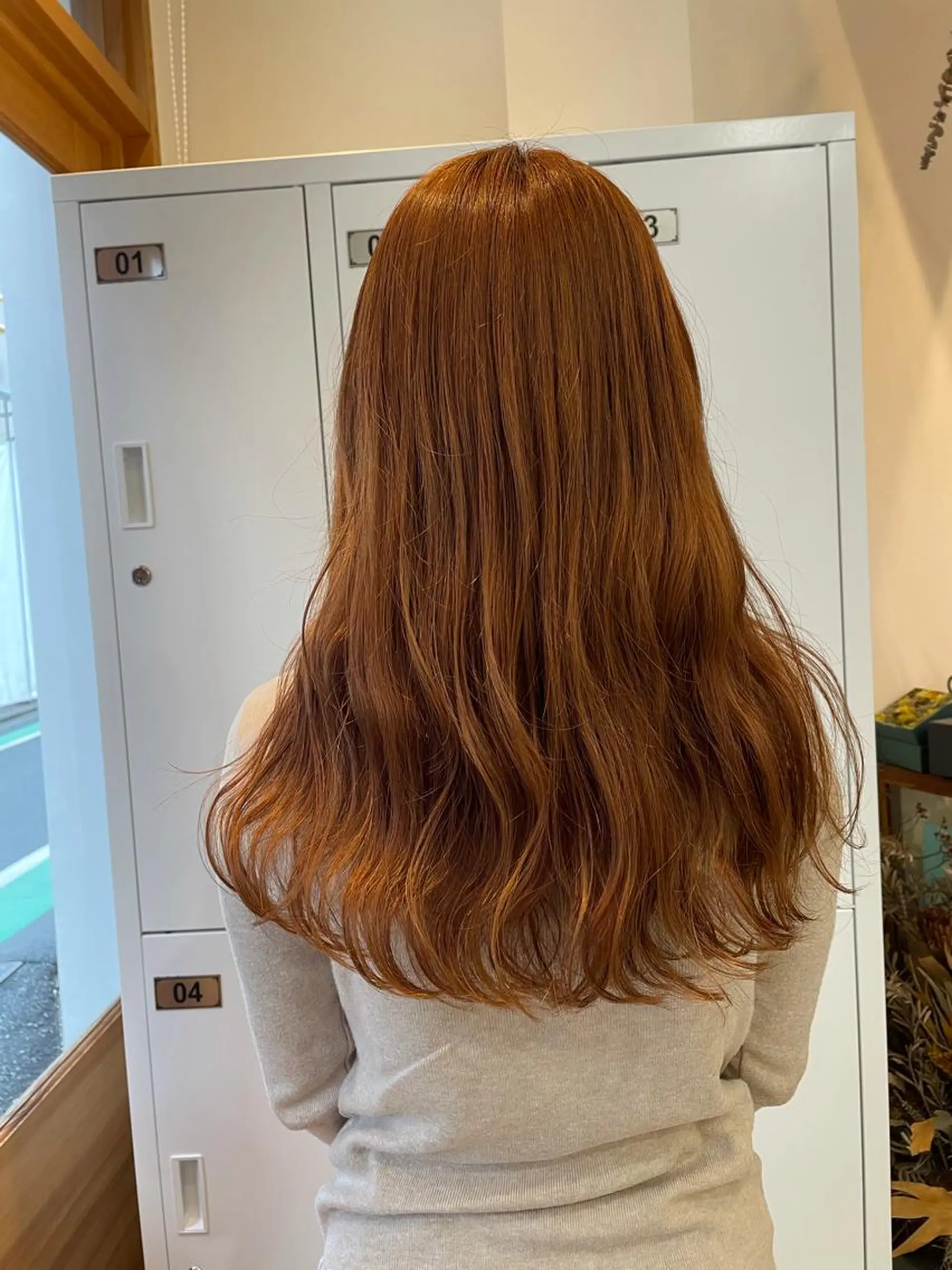 ロング カラー ベージュカラー ブリーチ オレンジ オレンジベージュ ヘアカラー 中目黒🌼 🌼ハナのヘアスタイル