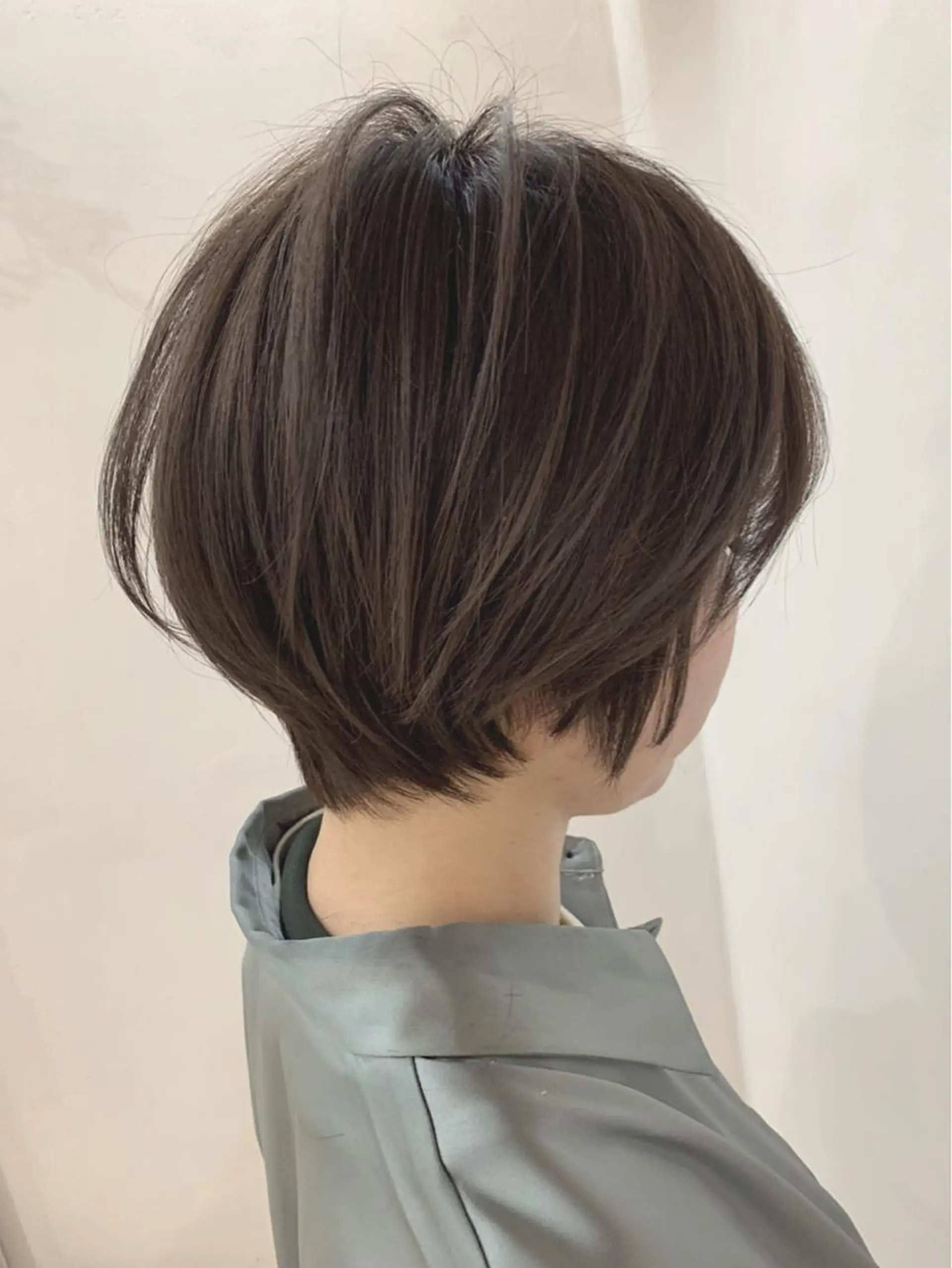 ショート カラー カット ヘアカラー 京都大人女性ショート 徒歩1分/秋山のヘアスタイル