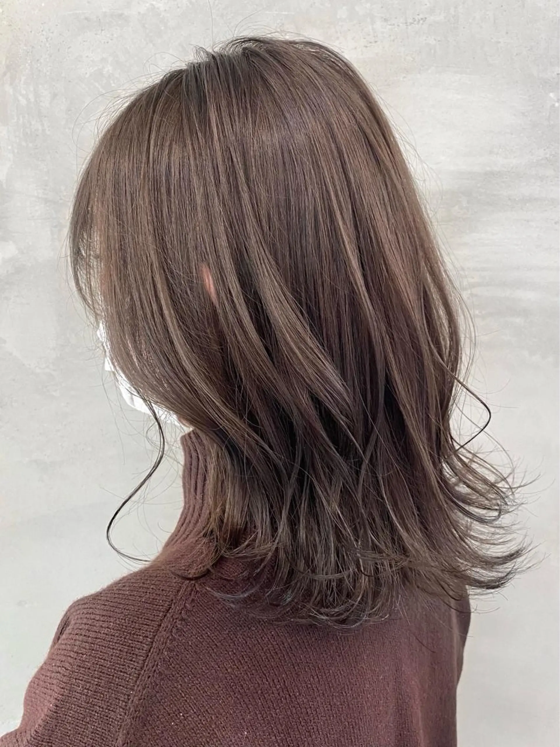 セミロング カラー ヘアカラー トリートメント 🫧透明感カラー🫧 OIKAWAのヘアスタイル