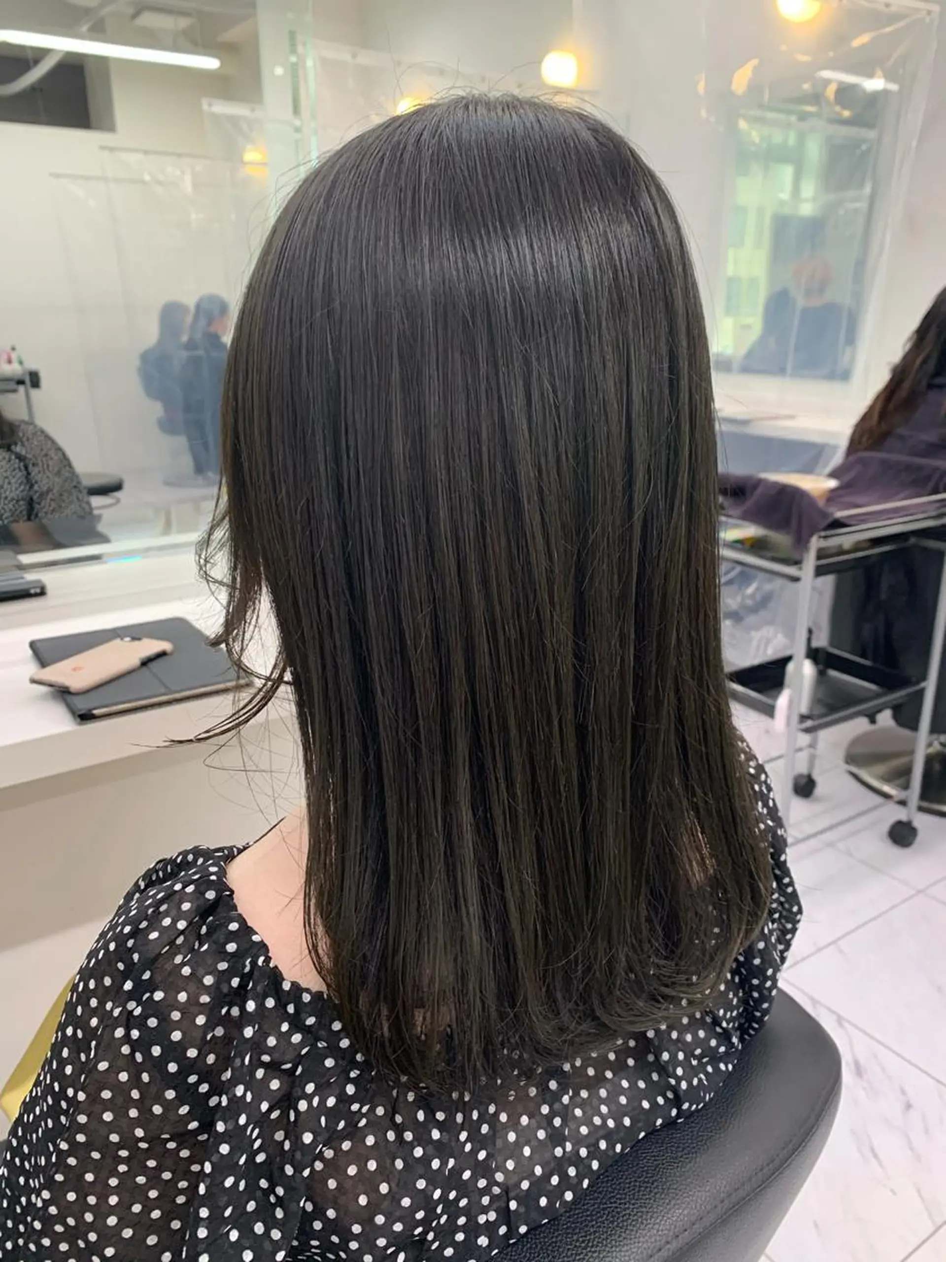 セミロング 【美容室が苦手な方 専問美容室】MIHOのヘアスタイル