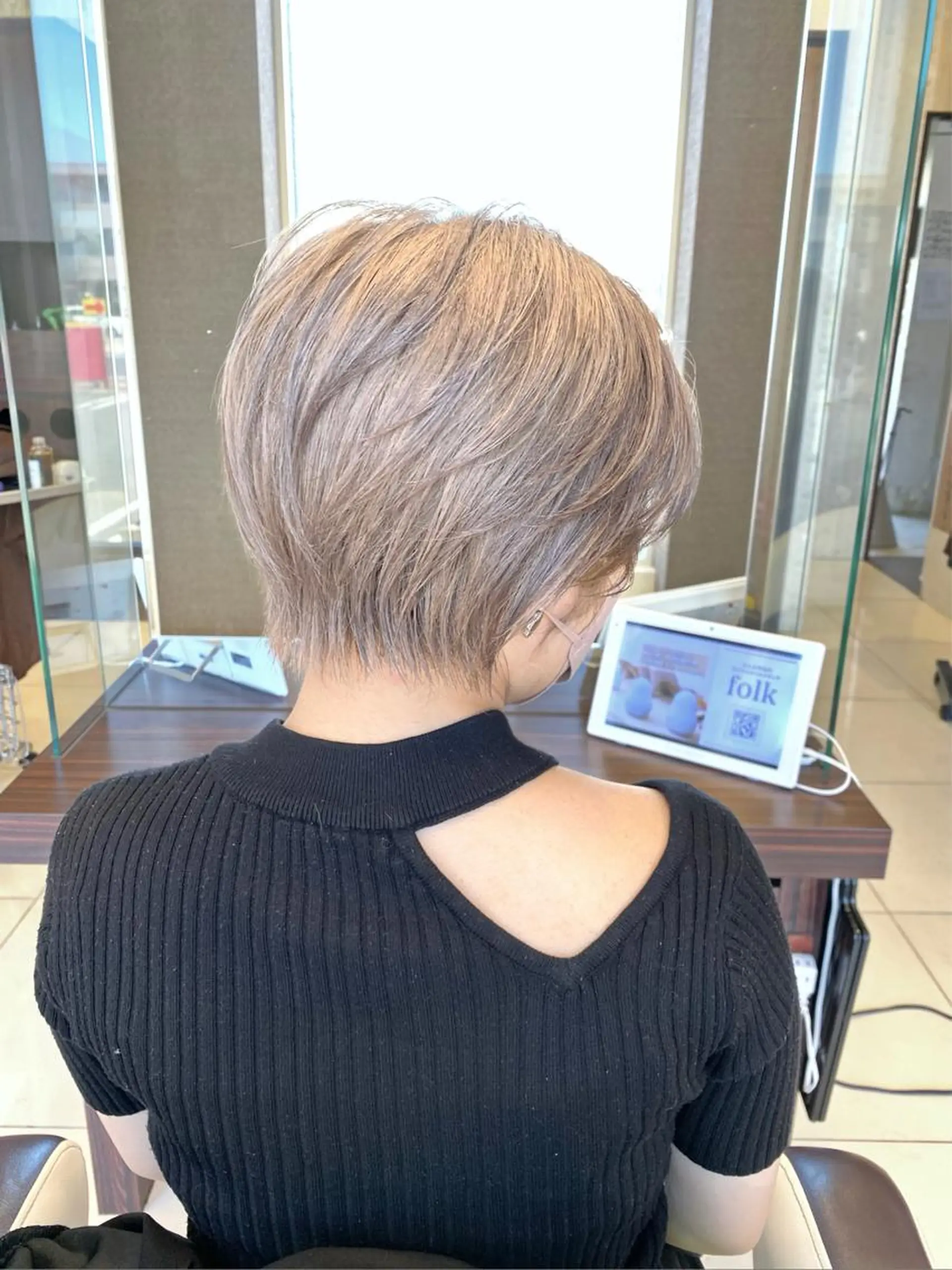 ショート カラー 【BIBBIDI】 MIKIのヘアスタイル