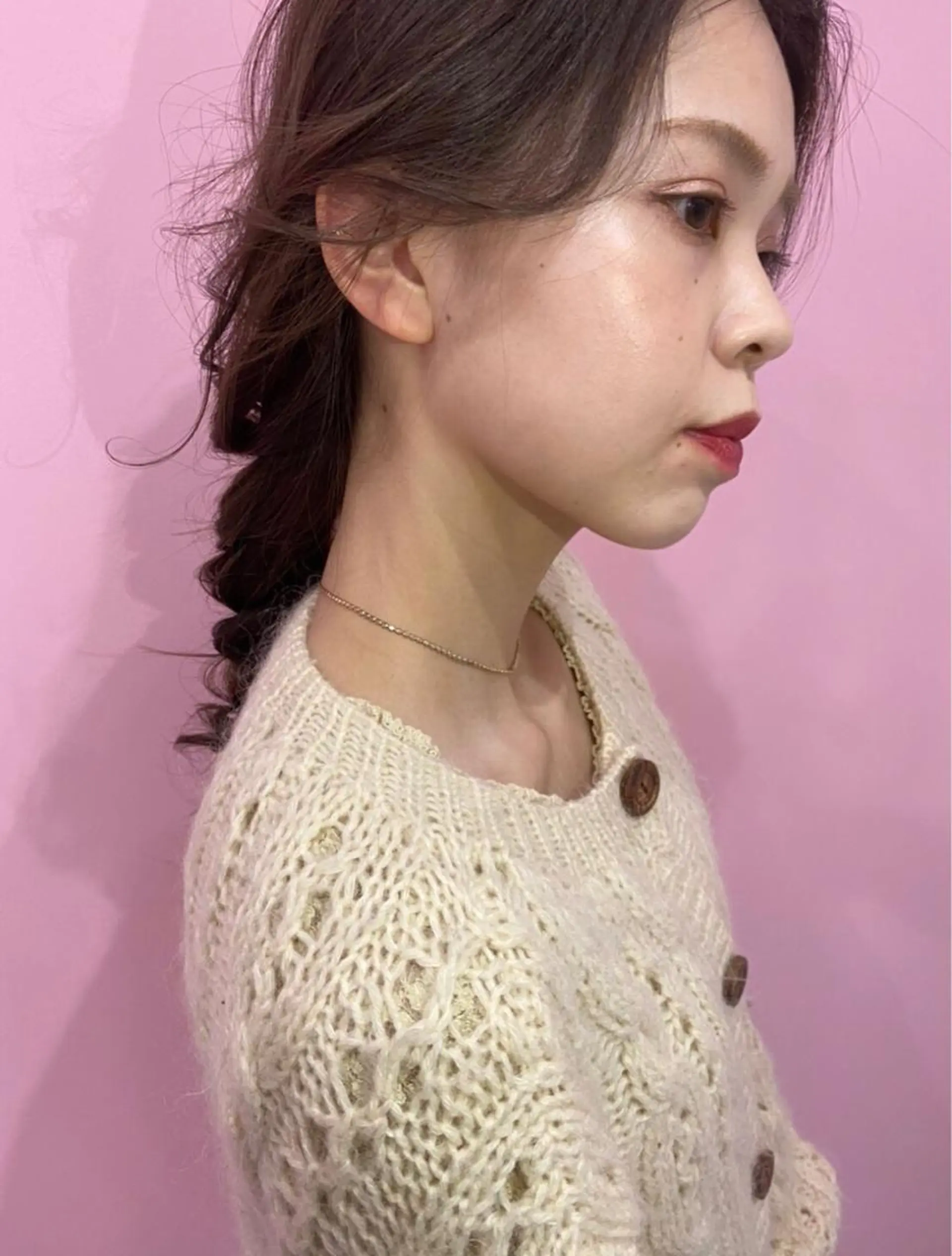 セミロング カラー ベージュカラー 顔まわりレイヤー レイヤーカット 岩田 萌那のヘアスタイル