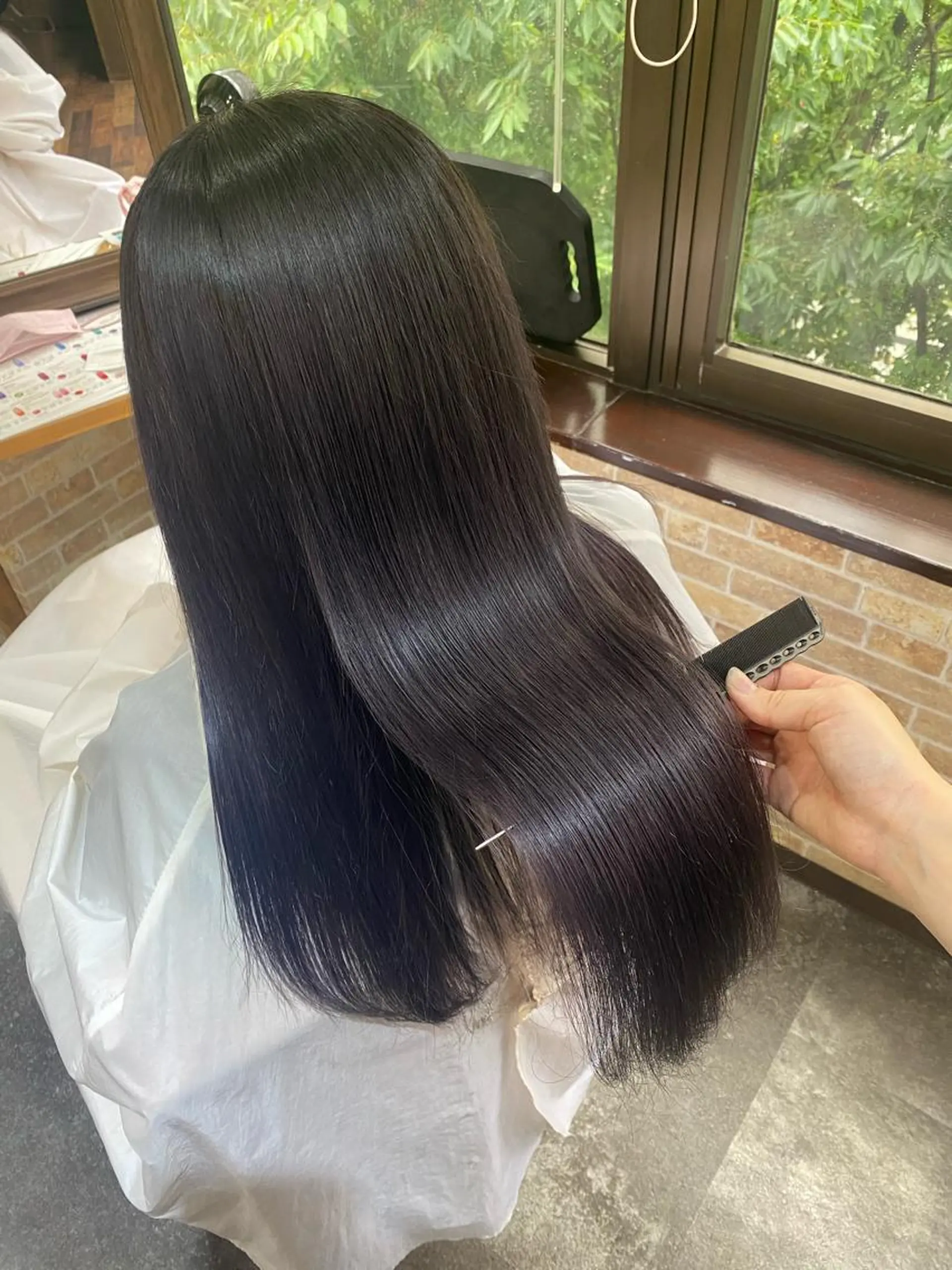 ロング アッシュ 美髪ヘア 🤍erikaのヘアスタイル