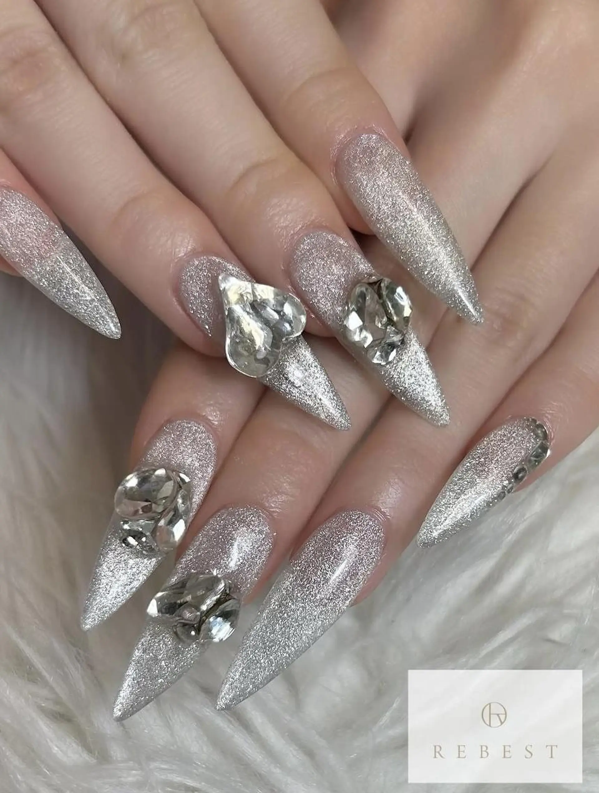 ネイル -Rebest- NAIL心斎橋店💎のネイルデザイン