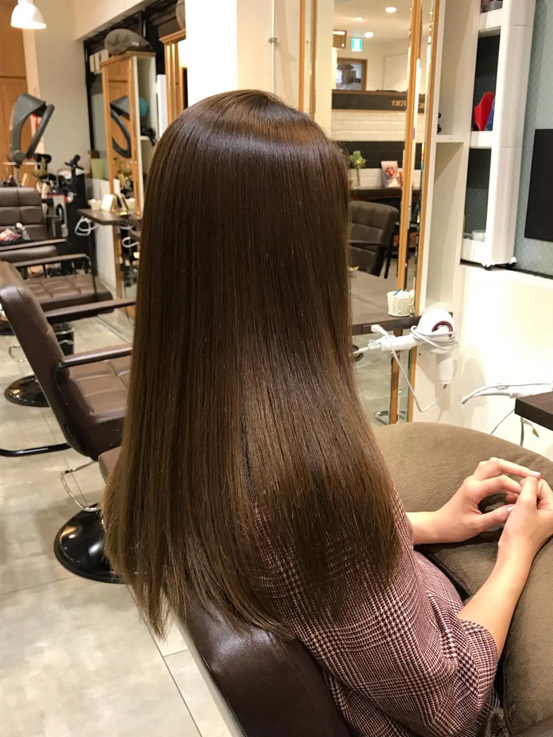 セミロング カラー ベージュカラー グラデーションカラー トリートメント 中村 研介のヘアスタイル