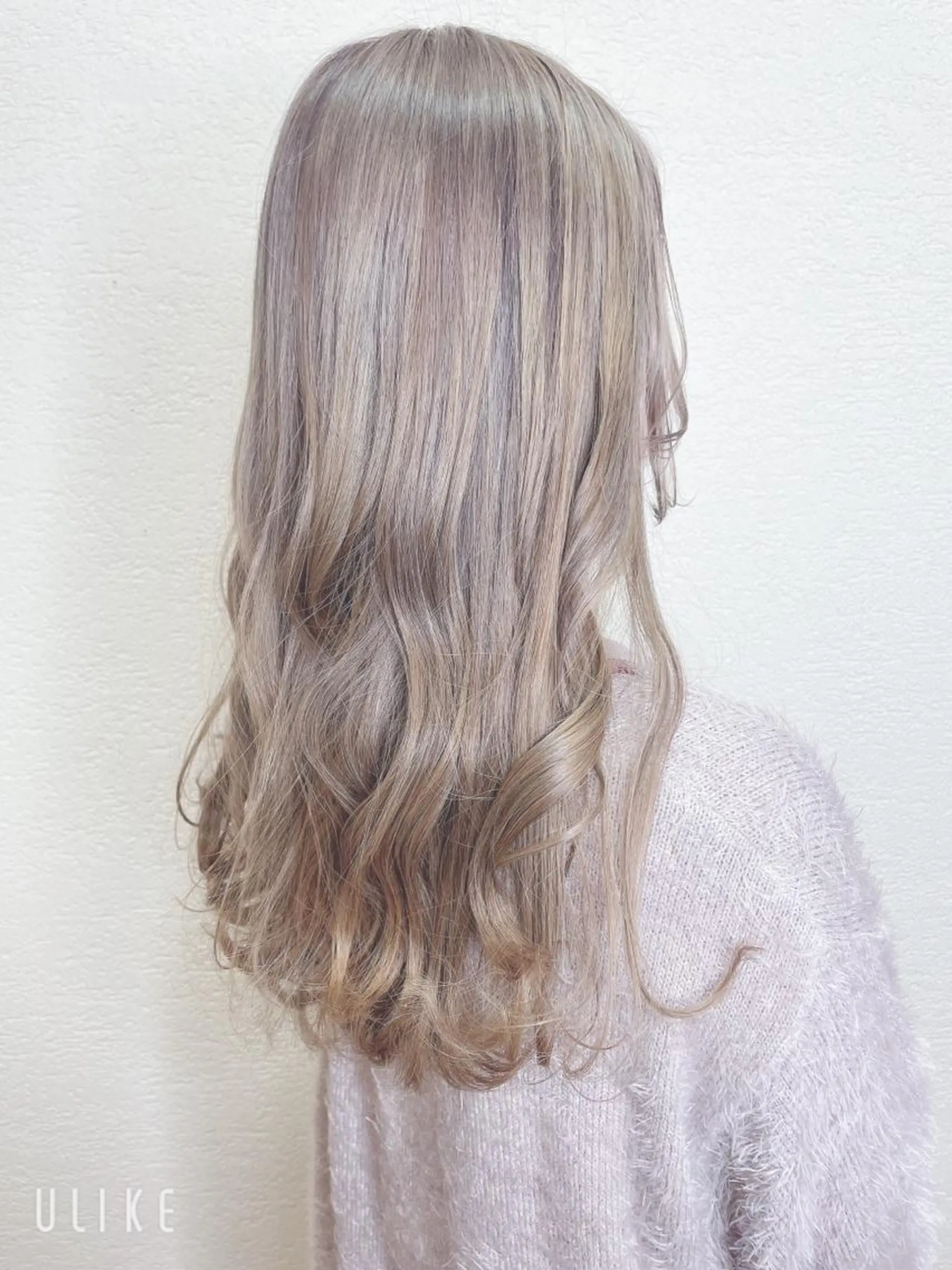 ロング カラー グレージュ ミルクティーグレージュ カット ヘアカラー トリートメント ❣️モードケイズ塚口 和田一将のヘアスタイル