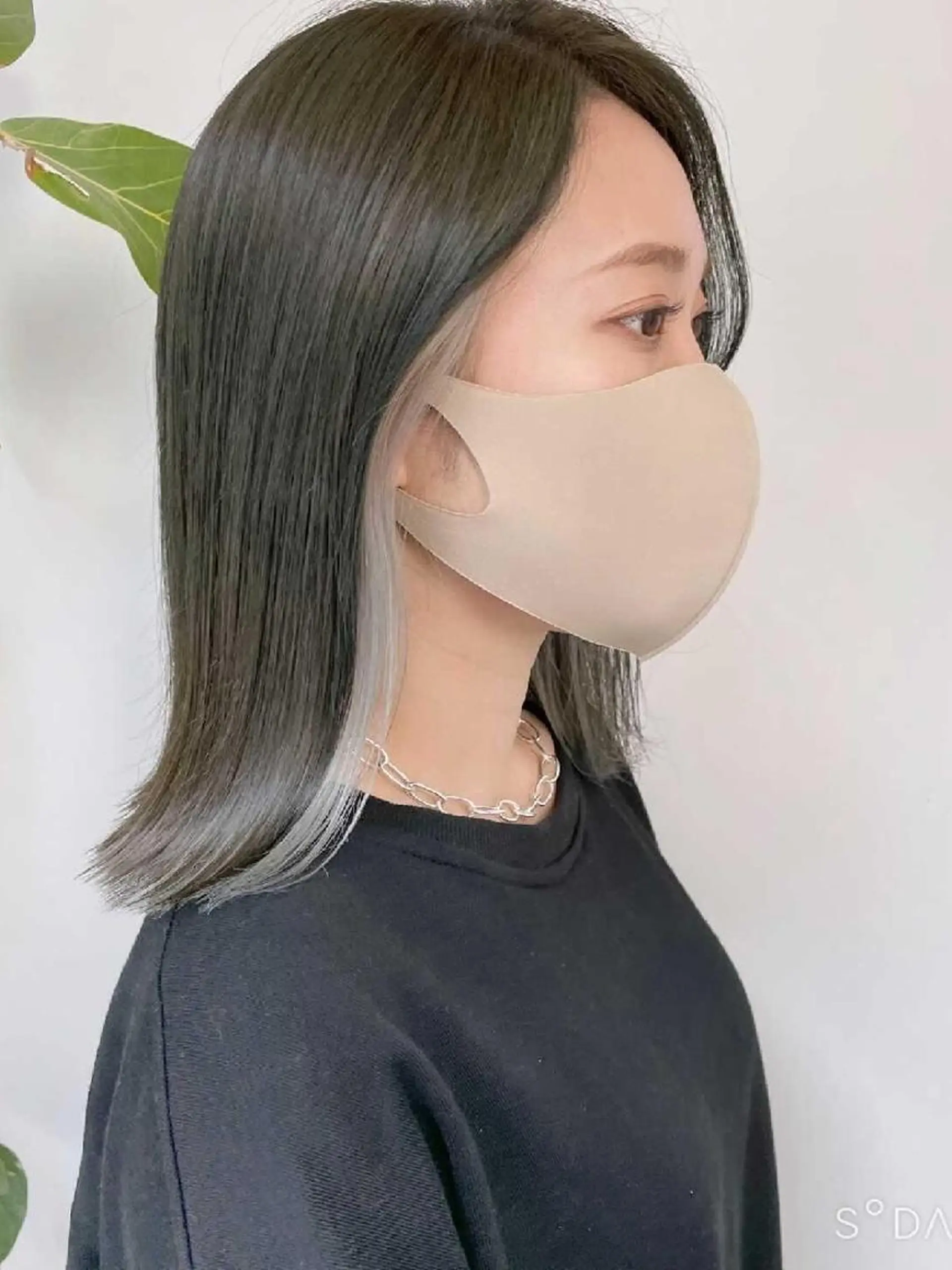 セミロング カラー ヘアアレンジ mowen RUIのヘアスタイル