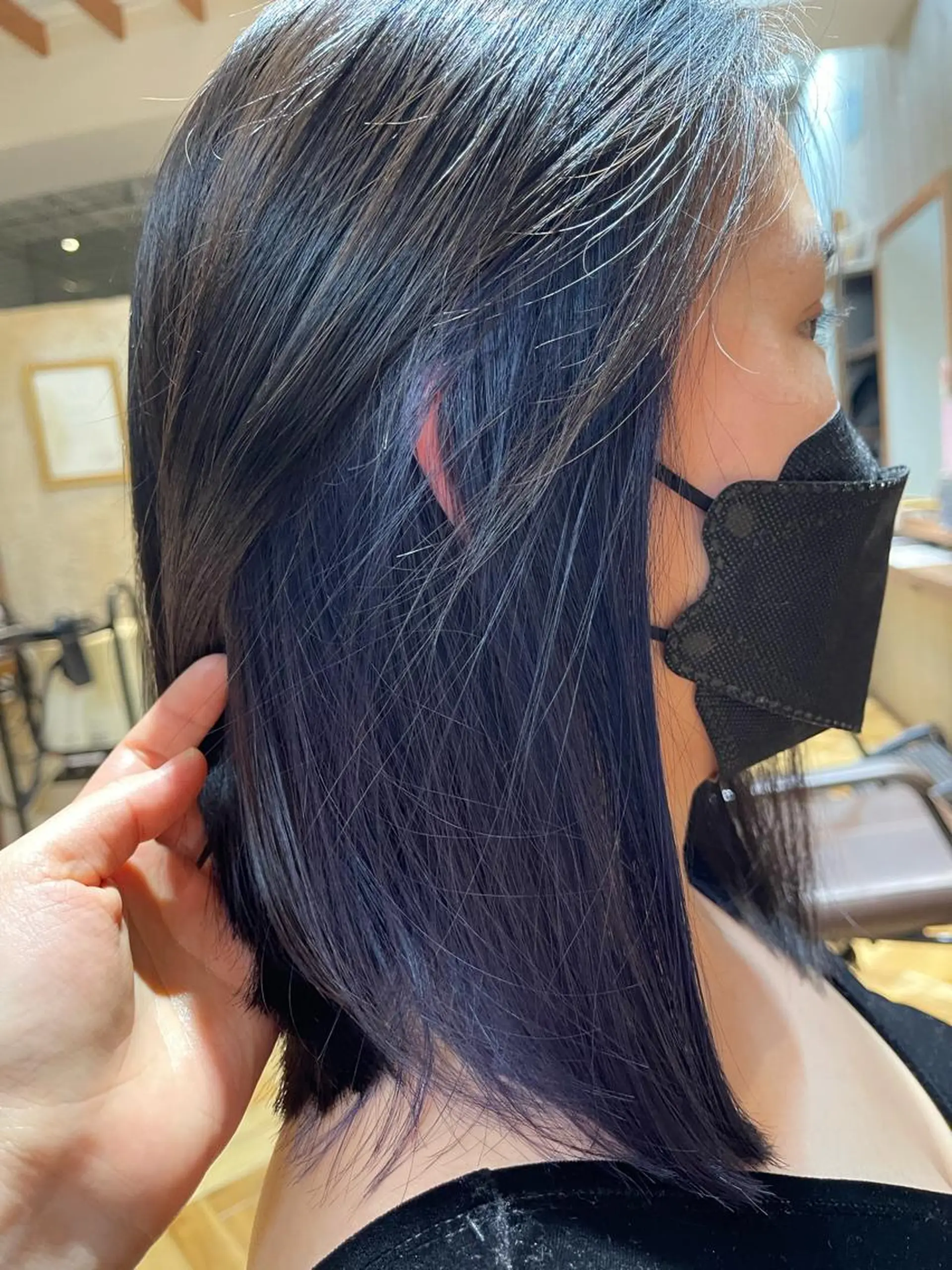 カラー バヤラー バイガルマーのヘアスタイル