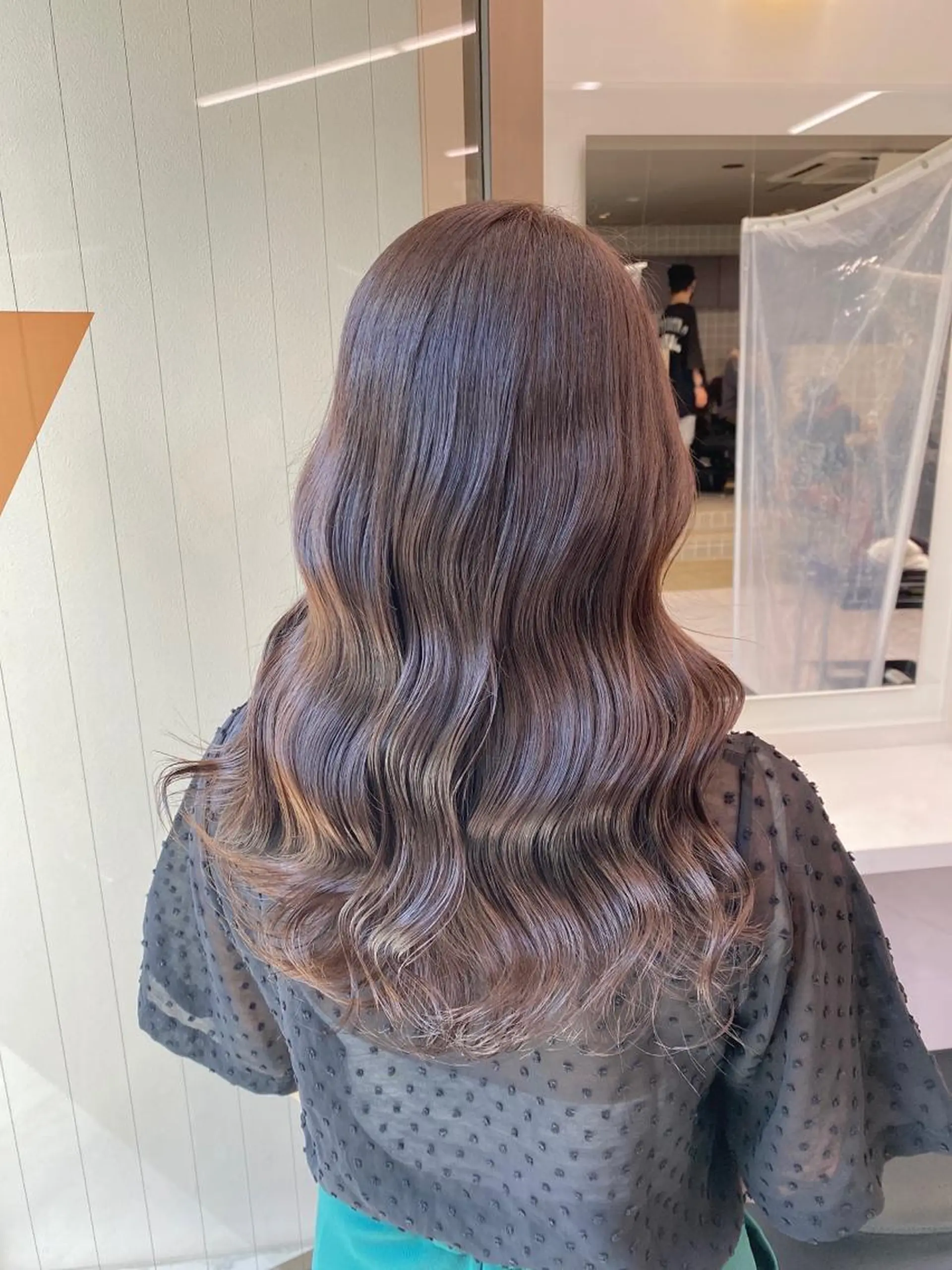 セミロング カラー レイヤー/韓国❣️ 髪質改善/亘紘輝のヘアスタイル