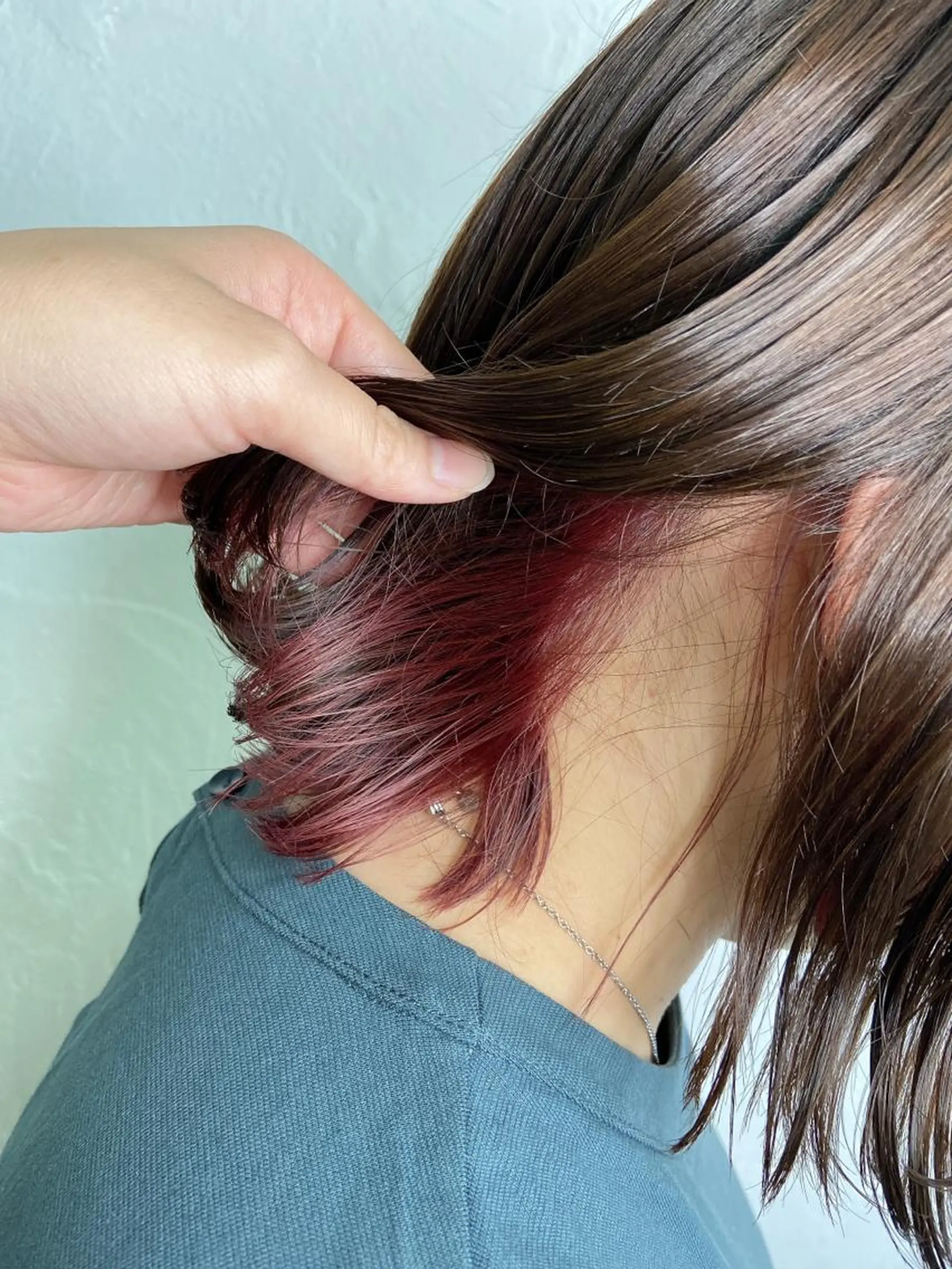 ショート カット ヘアカラー トリートメント 大良 彩水のヘアスタイル