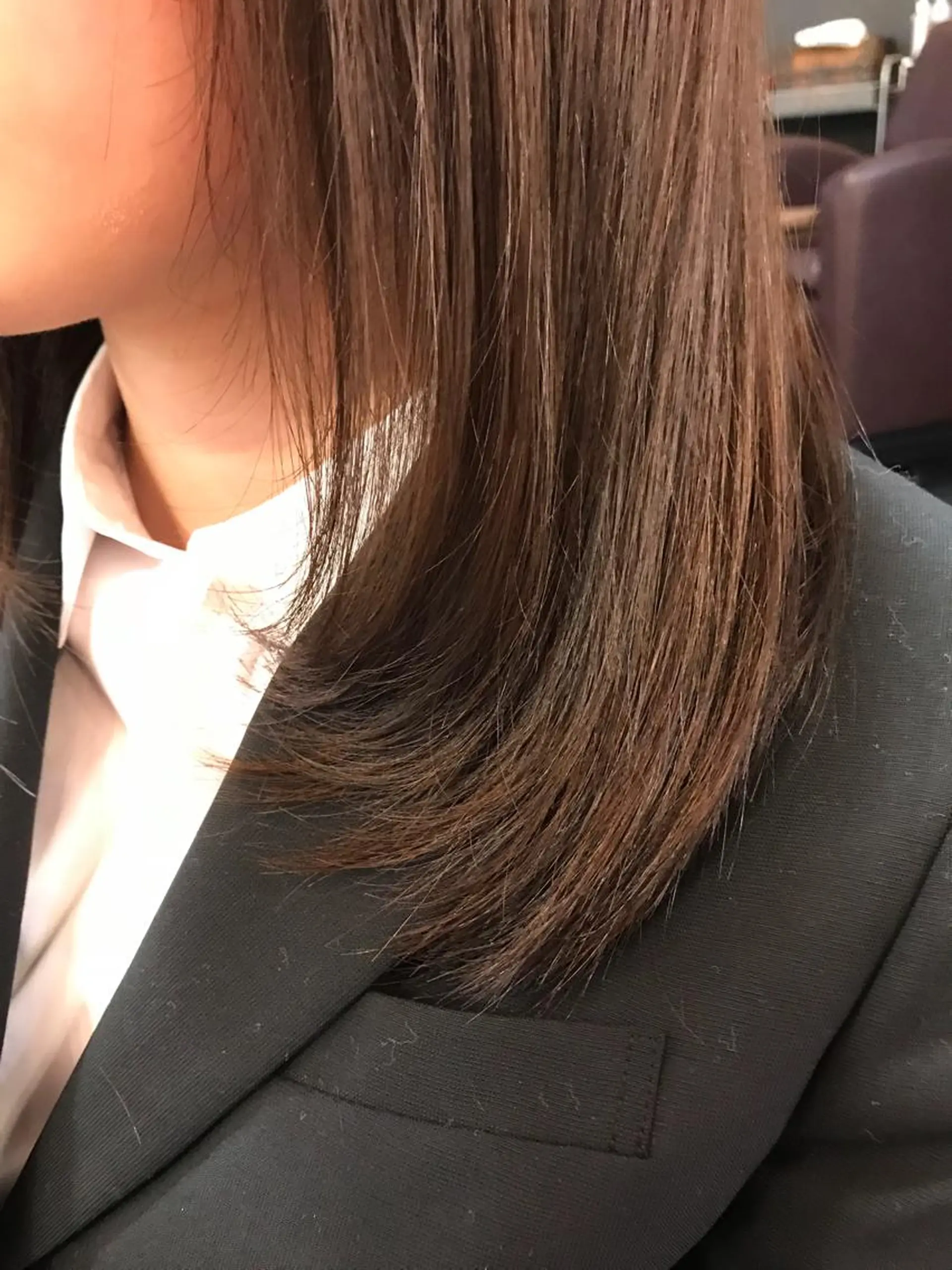 セミロング カラー 渋谷宮益坂 omoのヘアスタイル