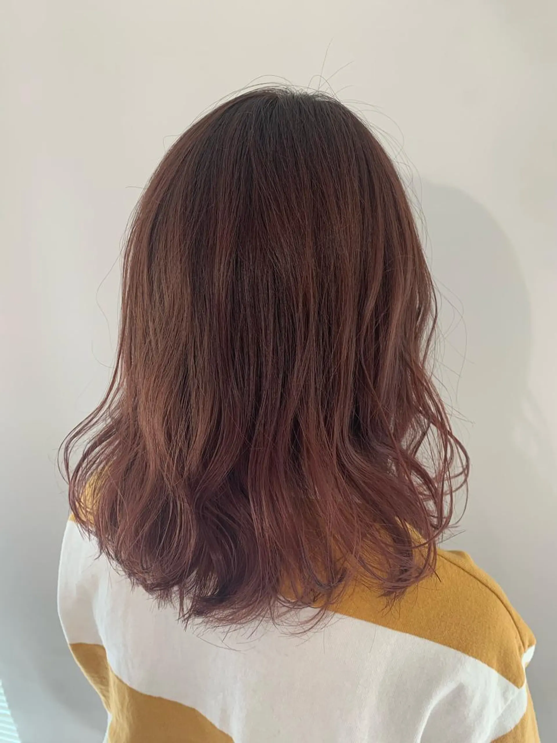 ミディアム カラー パーマ ヘアアレンジ 加藤 綾華のヘアスタイル