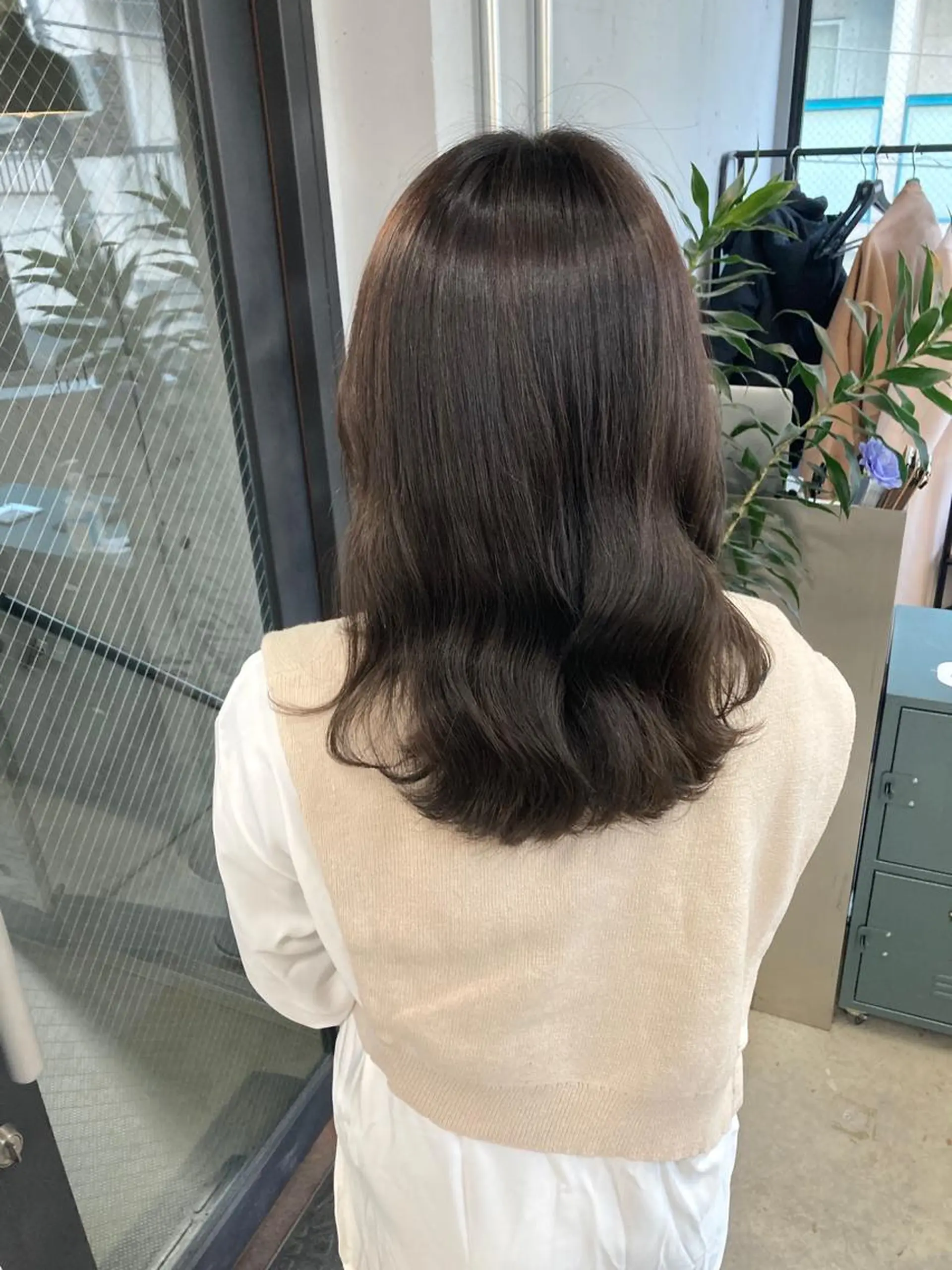 ミディアム カット ヘアカラー トリートメント 新井 広樹のヘアスタイル