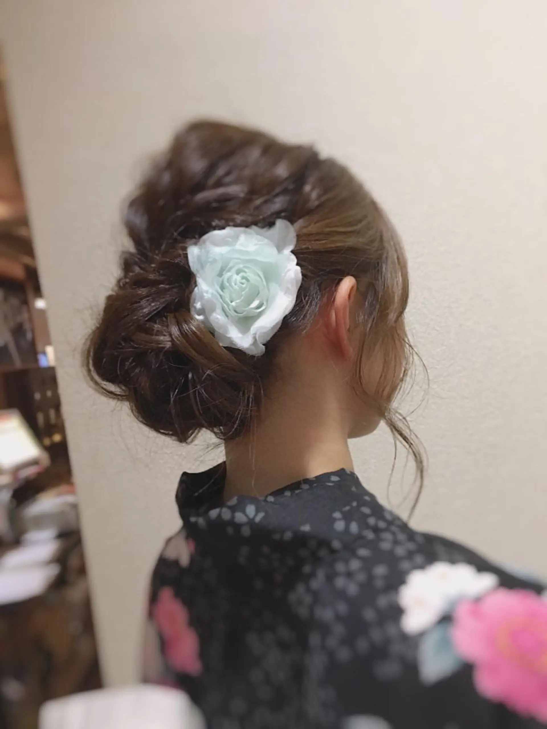 ミディアム ヘアアレンジ ヘアセット 弥栄 陽月のヘアスタイル