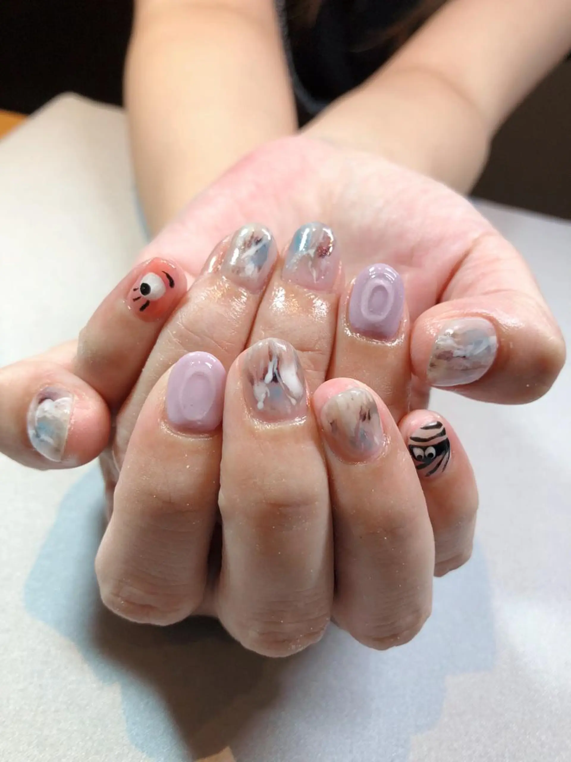 ネイル iiloo aromaworksのネイルデザイン