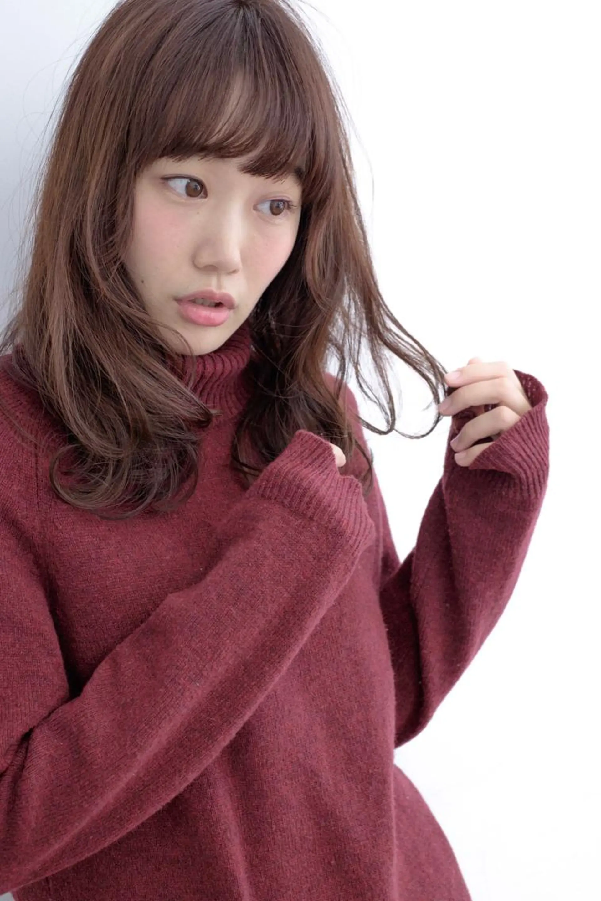 ミディアム 佐藤 旭のヘアスタイル