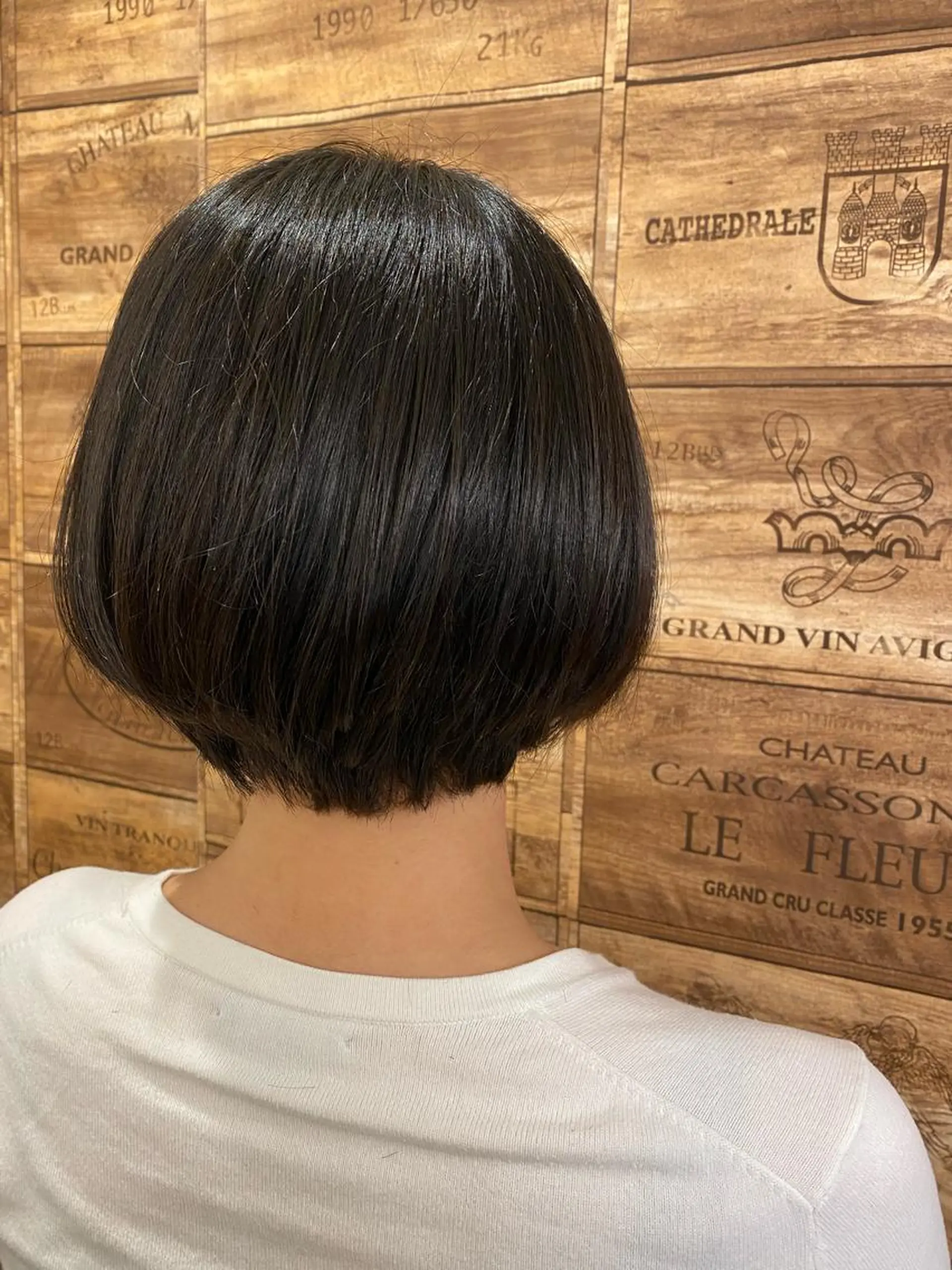 ショート な つのヘアスタイル