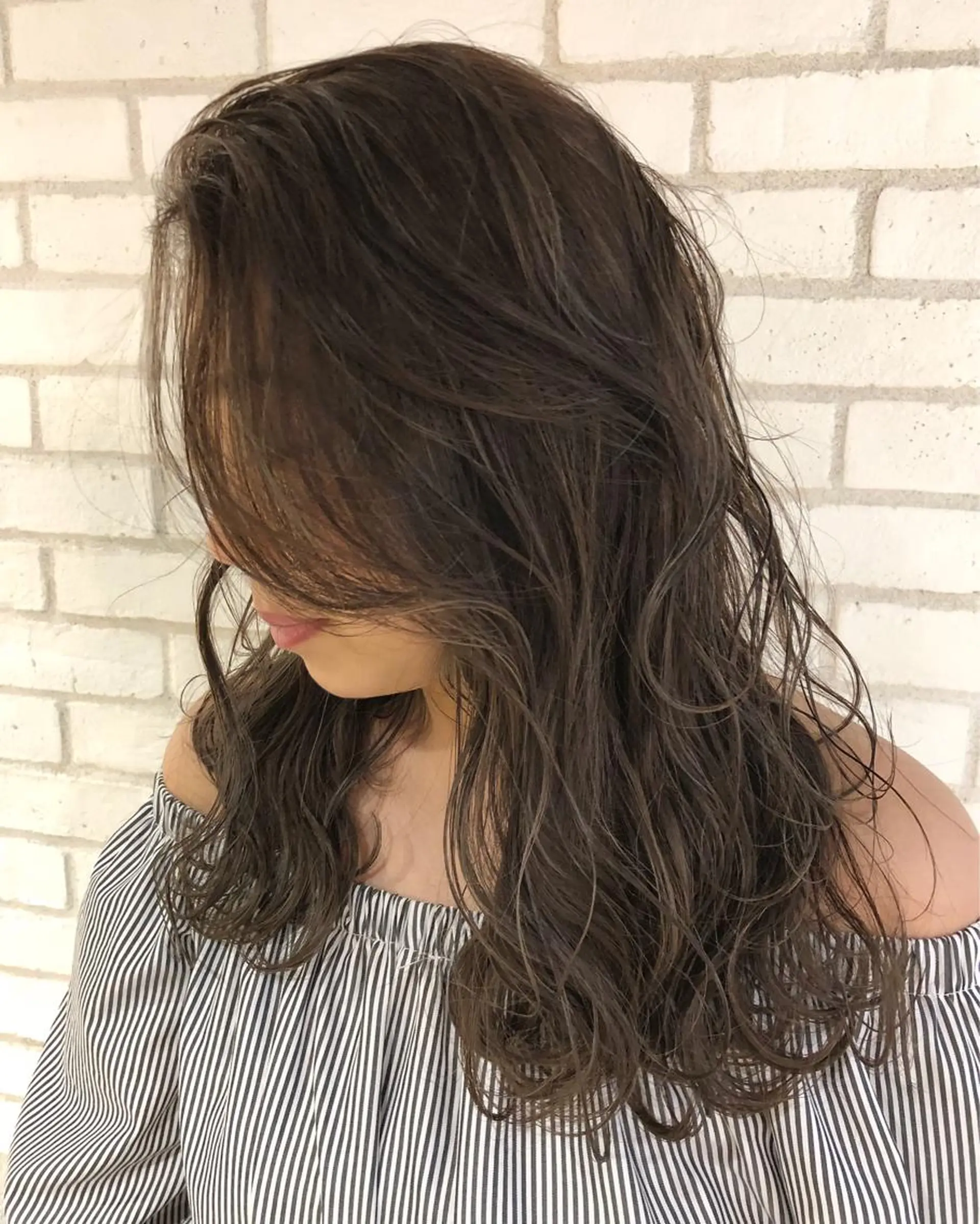 カラー ハイライトカラー takumi Hのヘアスタイル