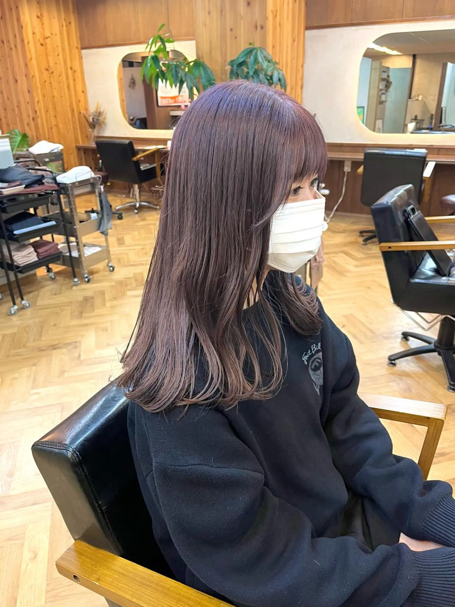 セミロング カラー ブリーチ ラベンダーカラー ena/ブリーチなし 透明感・レイヤー🎀のヘアスタイル