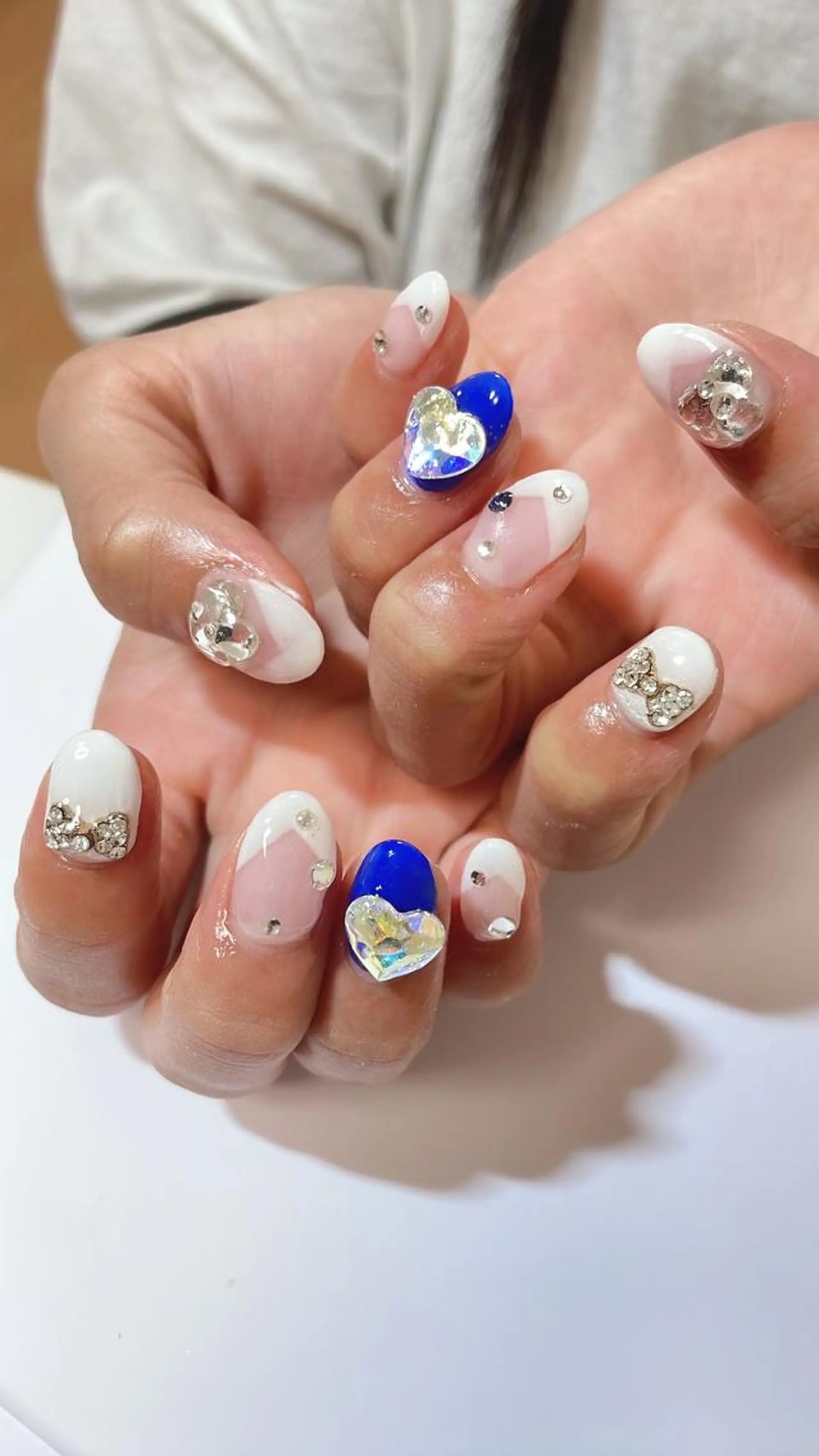 ネイル emi ...の眉毛・アイブロウイメージ