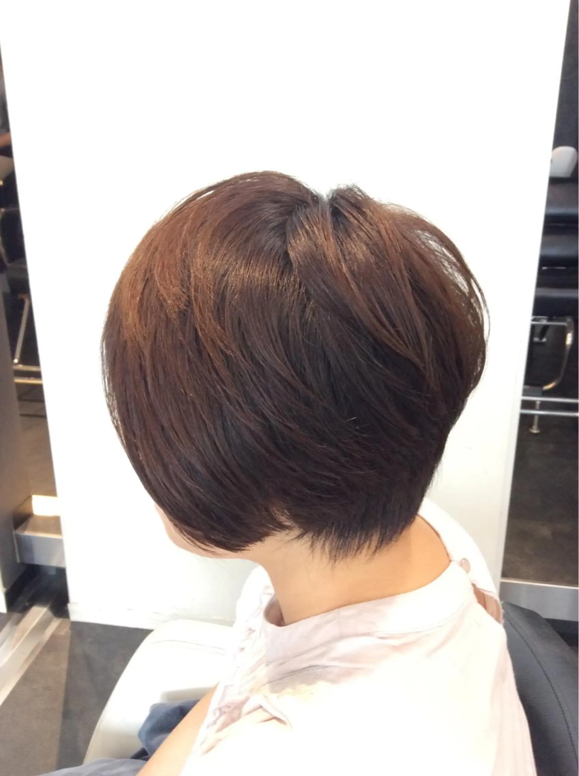 ショート カット ヘアカラー ボブスタイル/ 透明感カラー/八幡のヘアスタイル