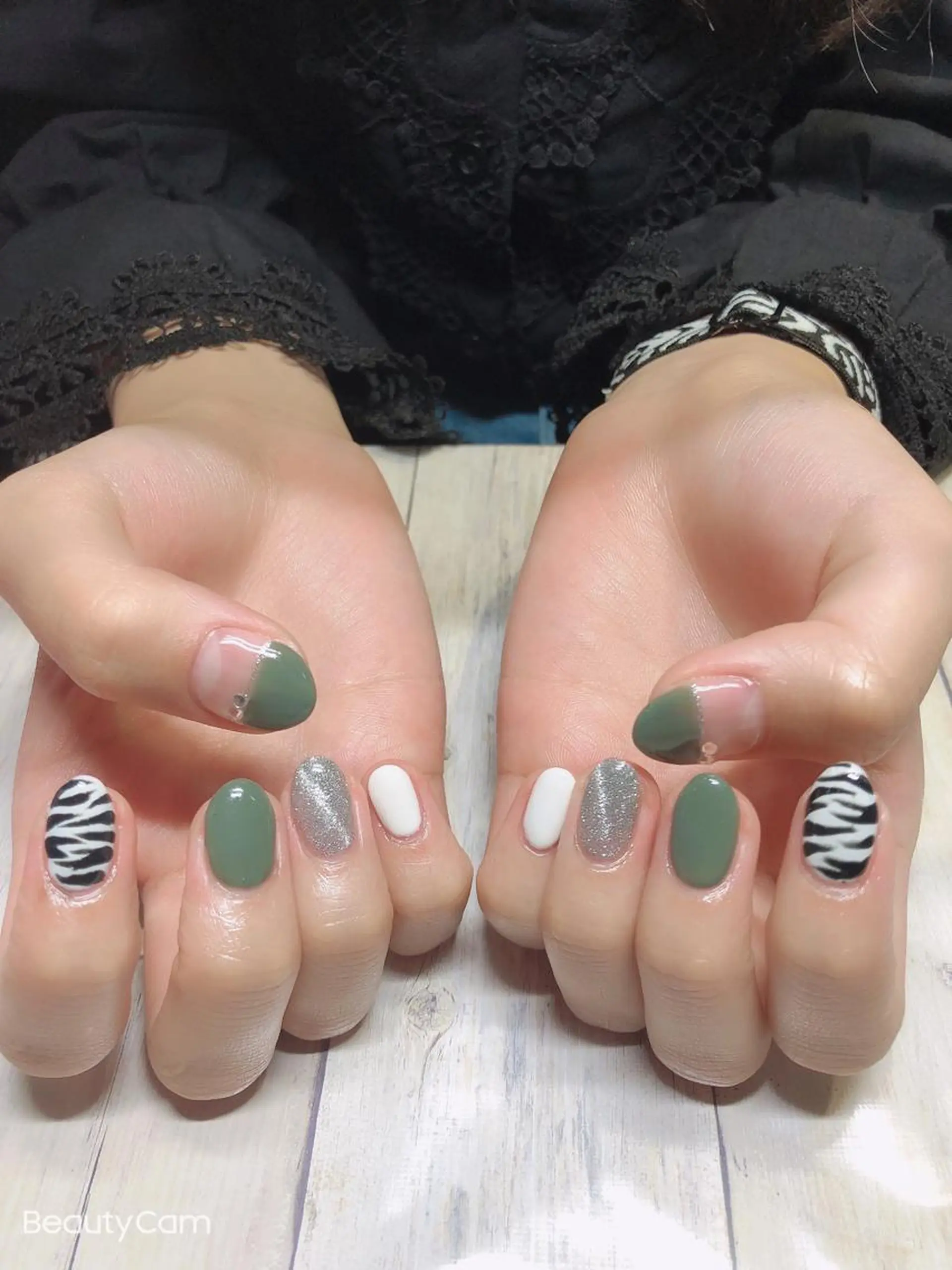 ネイル ✨アン ミユ✨のネイルデザイン