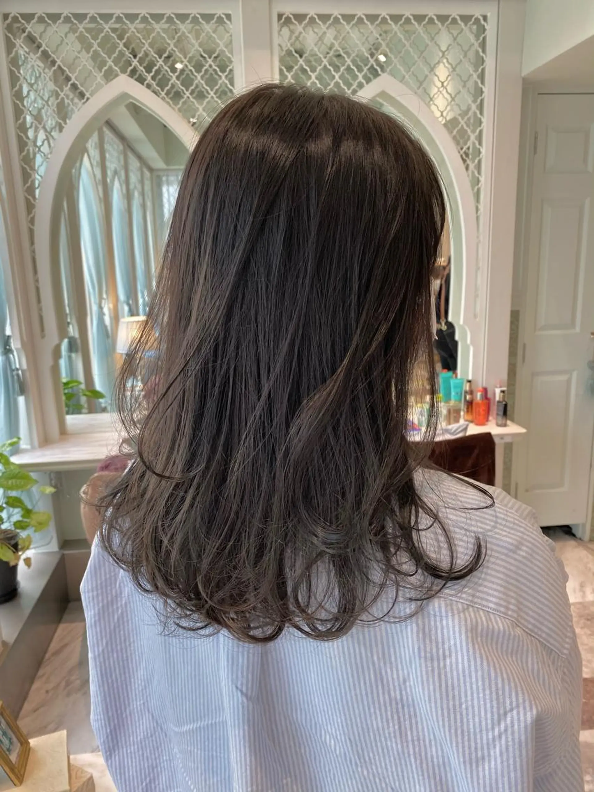 カラー 渡辺 麻衣のヘアスタイル
