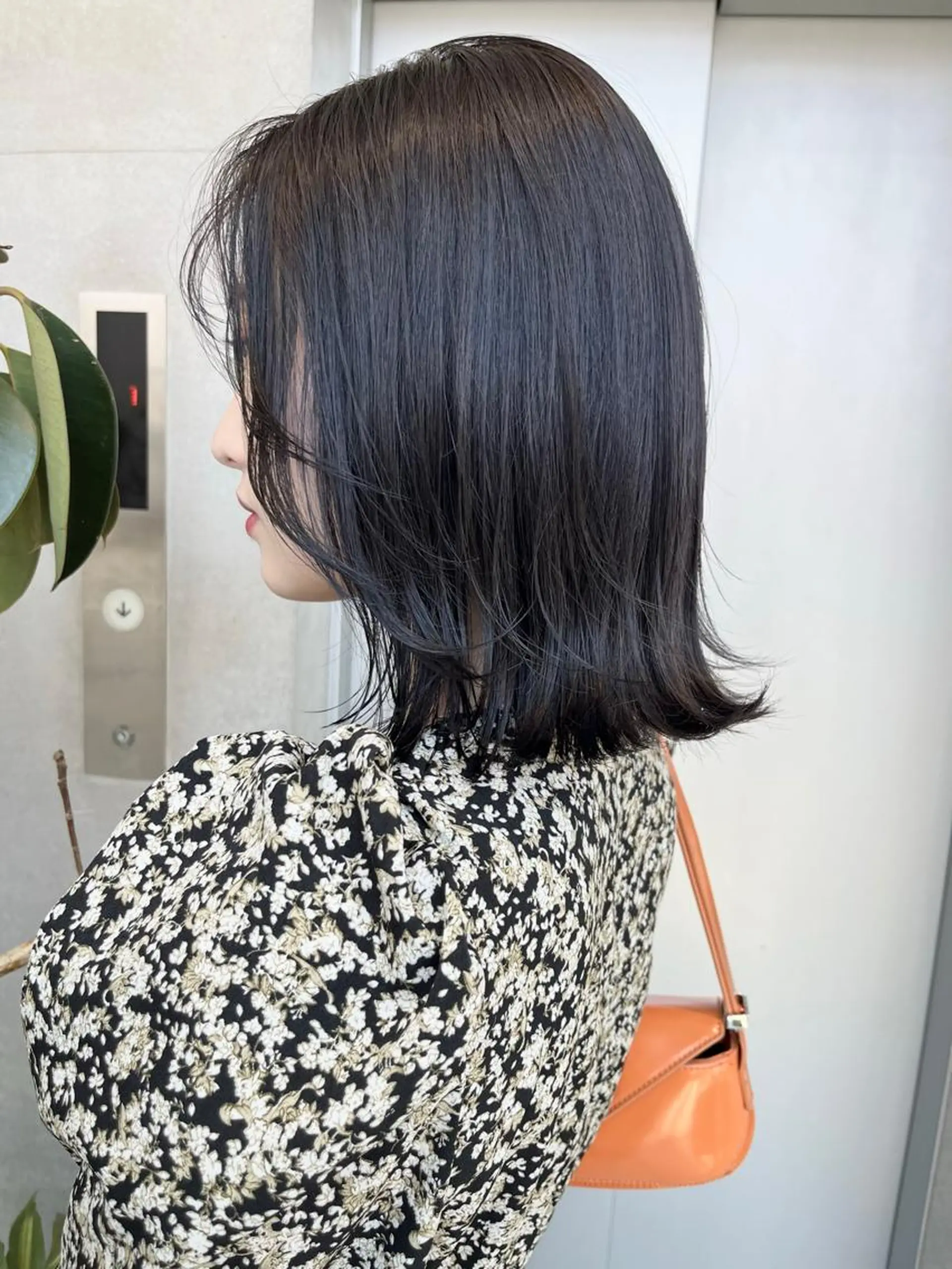 セミロング カラー パーマ ヘアアレンジ カット ヘアカラー トリートメント ヘッドスパ ヘアセット 透明感/オリーブ/ グレージュ/YUKAのヘアスタイル