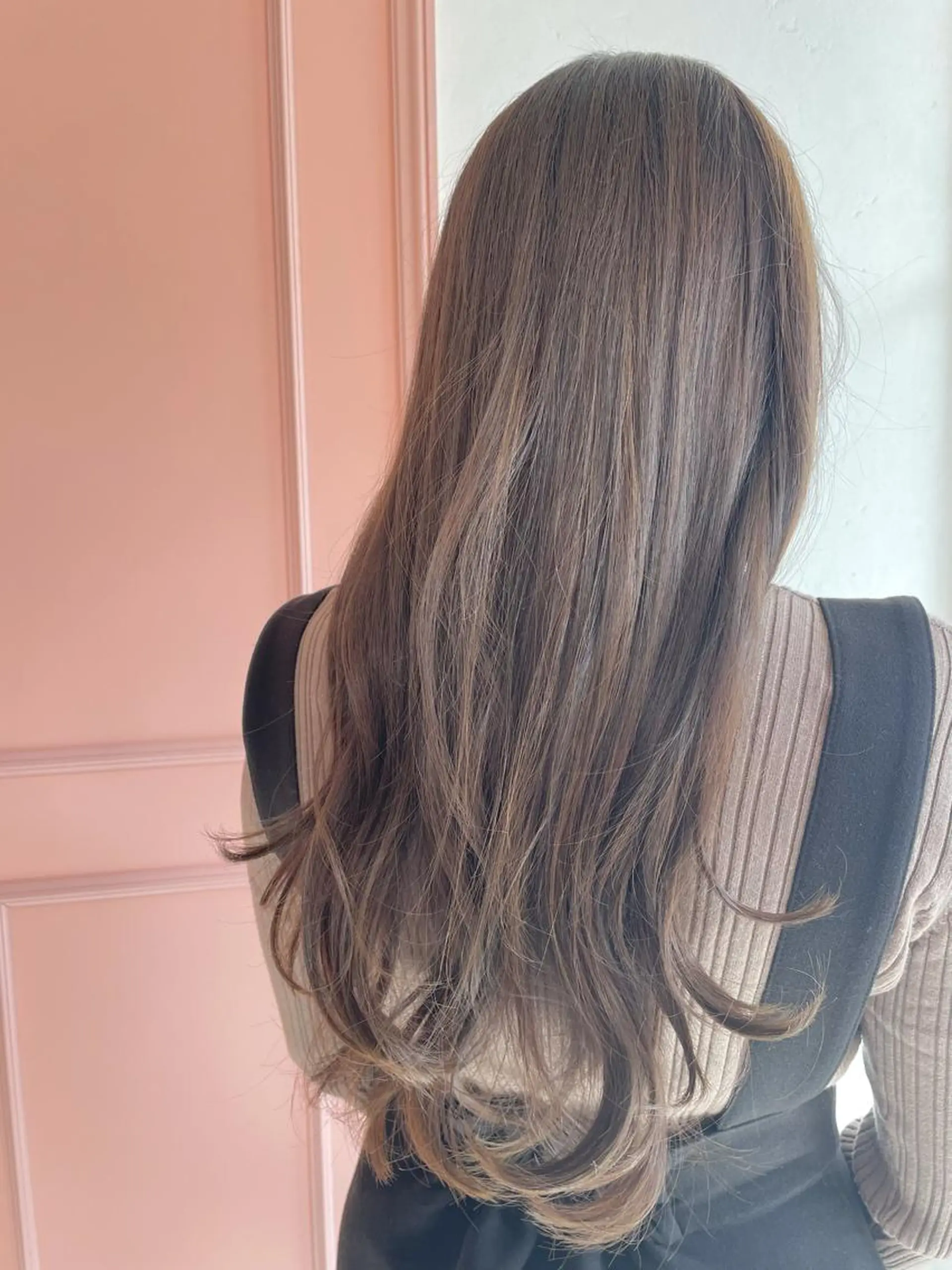 ロング 和田 真依のヘアスタイル