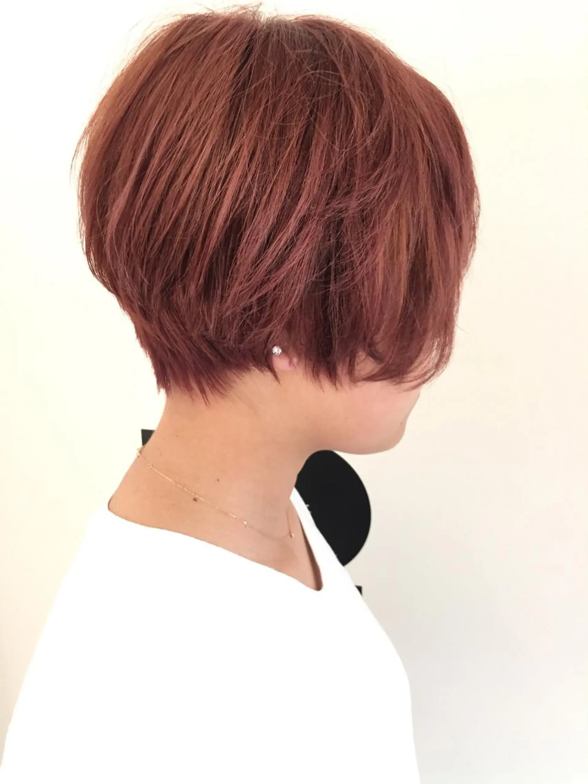 ショート カラー ブリーチ イルミナカラー ピンクカラー ショートヘア ✂️小顔カット✂️ 山本有紀のヘアスタイル