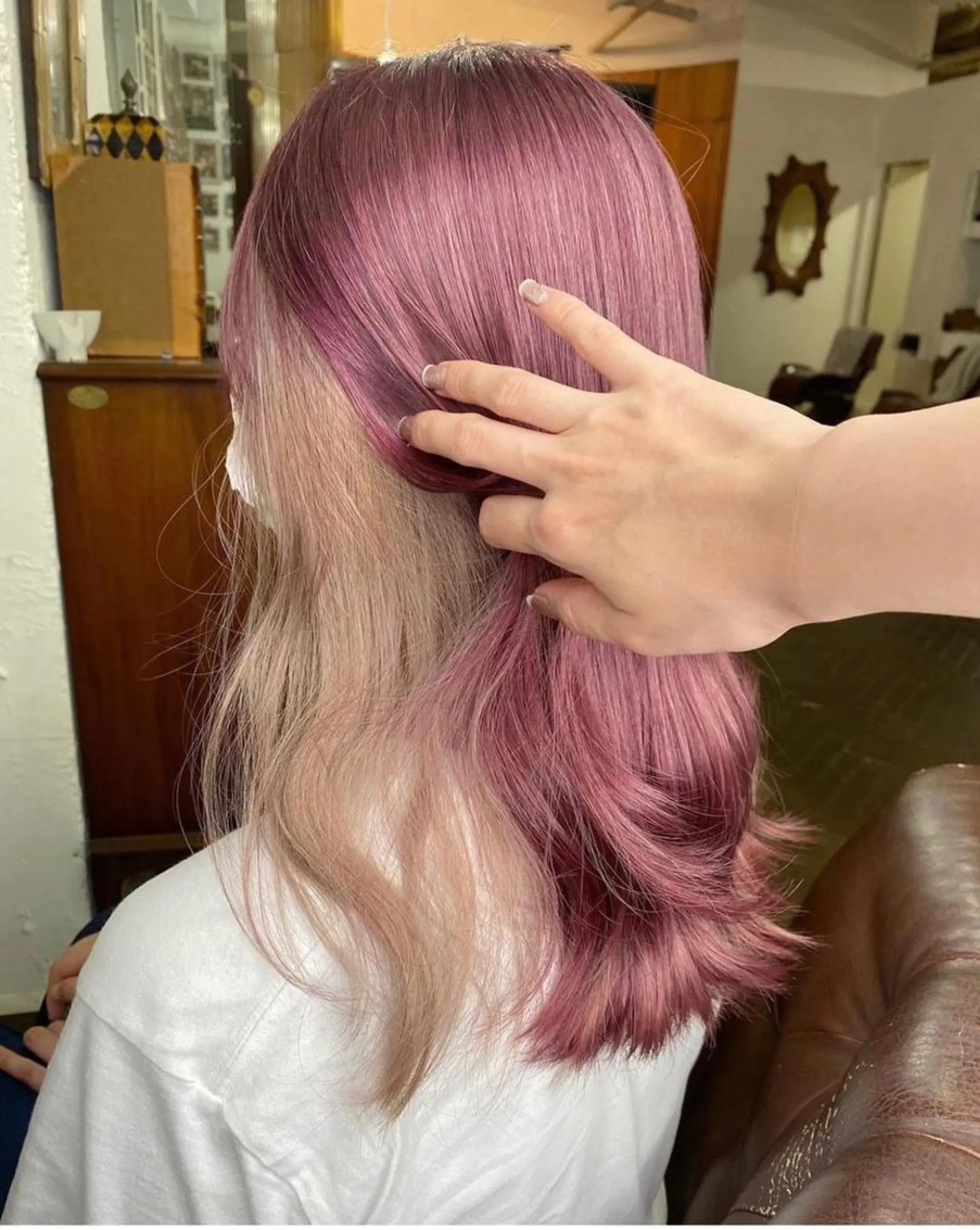 セミロング カラー 編み込みエクステ シールエクステ バレイヤージュ ブリーチ ブロンド ヘアカラー モモカ/ハイトーン /バレイヤージュのヘアスタイル