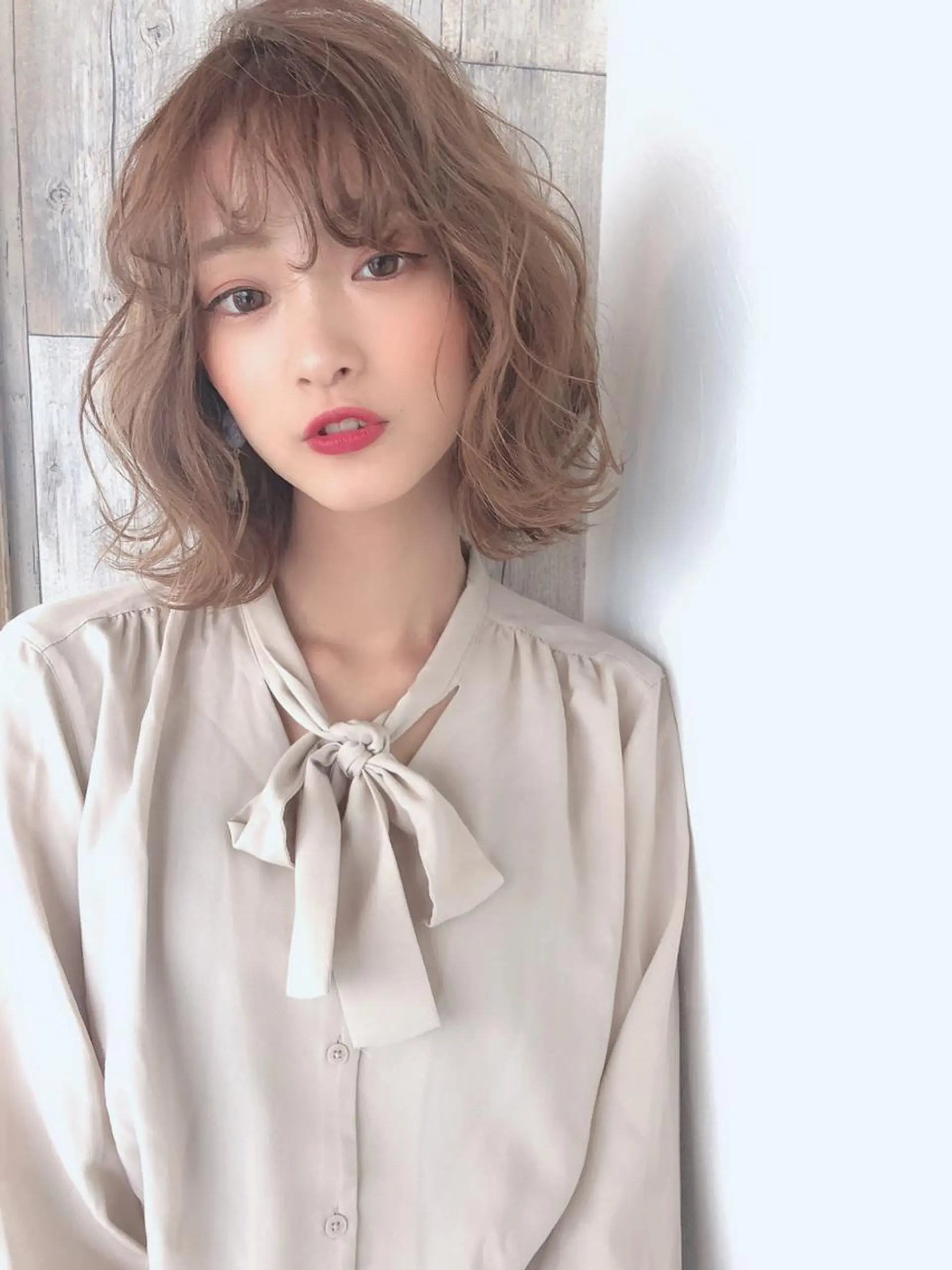 ミディアム カラー パーマ バレイヤージュ ブリーチ ケアブリーチ 透明感カラー ダブルカラー ヘアカラー hair＆life 9’sのヘアスタイル
