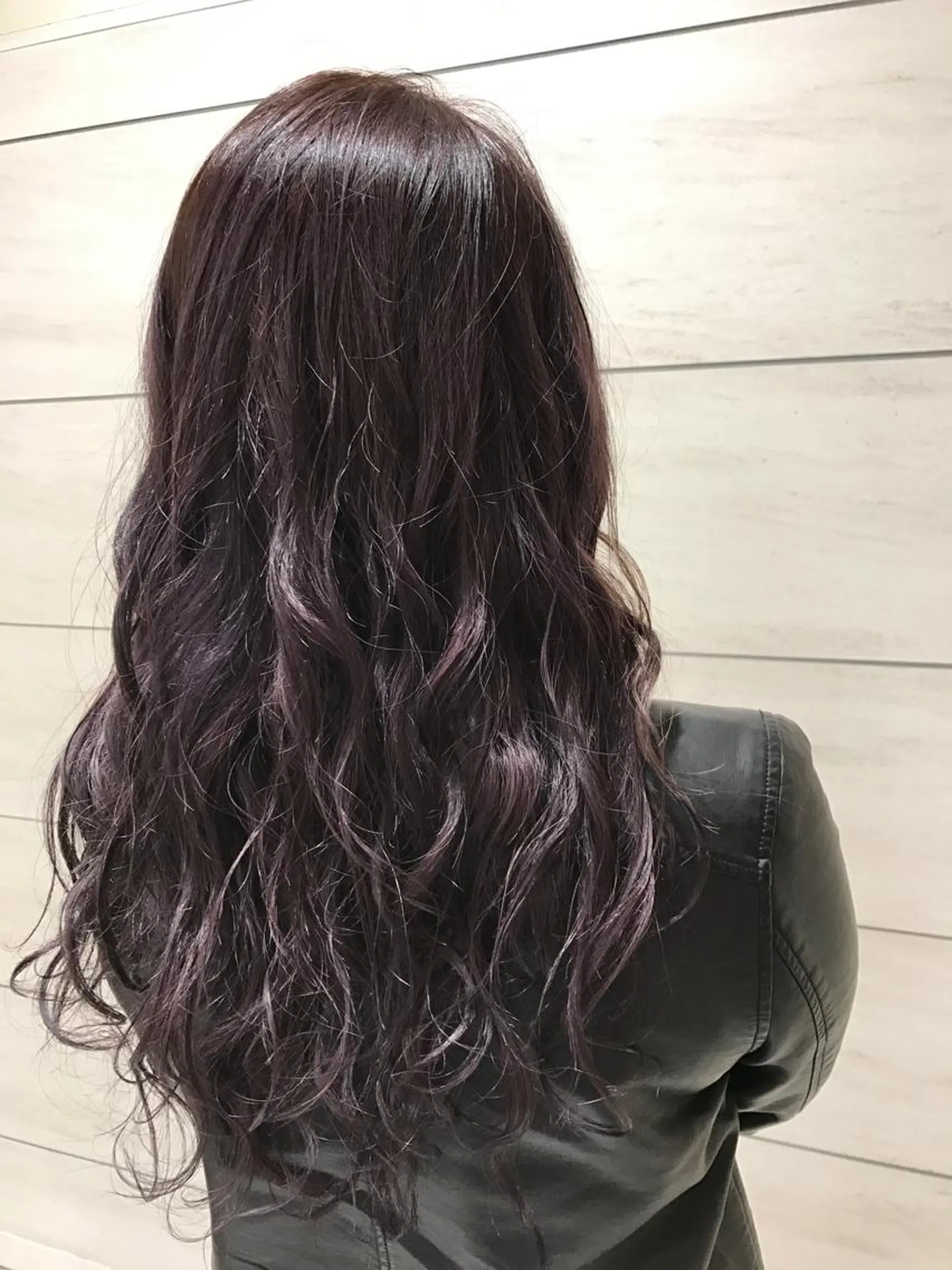 ロング カラー アッシュ ラベンダーカラー ラベンダーアッシュ noll【今池駅前】 池田碧花のヘアスタイル