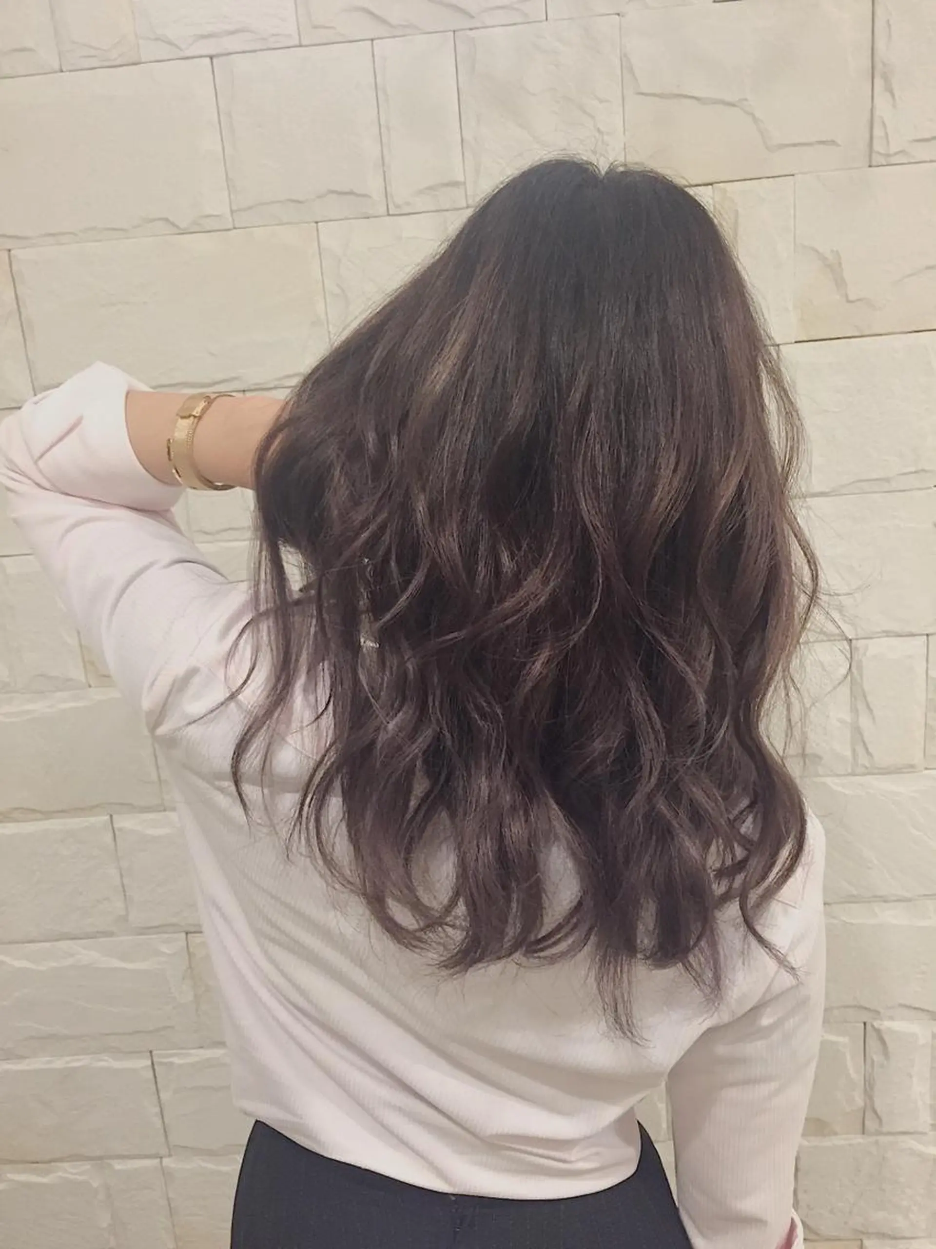 ロング カラー _WHITE 高槻店 平野湧人　/髪質改善のヘアスタイル