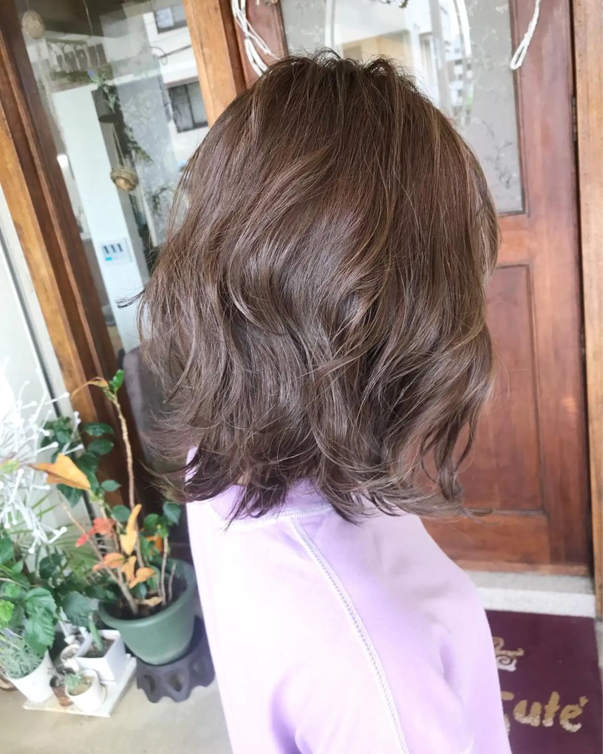 ミディアム カラー グレージュ ネイビーカラー カット ヘアカラー トリートメント grand juteのヘアスタイル